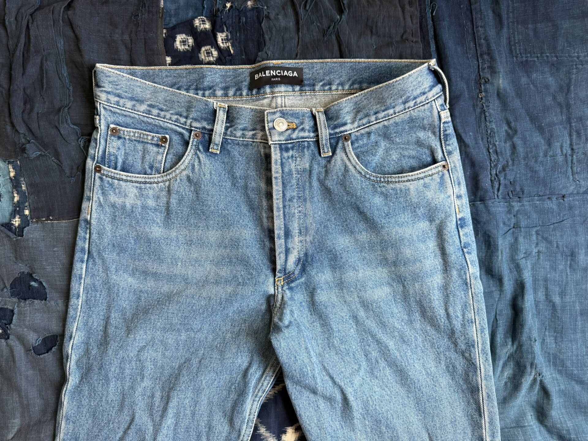 Balenciaga Balenciaga Distressed Vintage Jeans Size US 32 / EU 48 - 3 Thumbnail