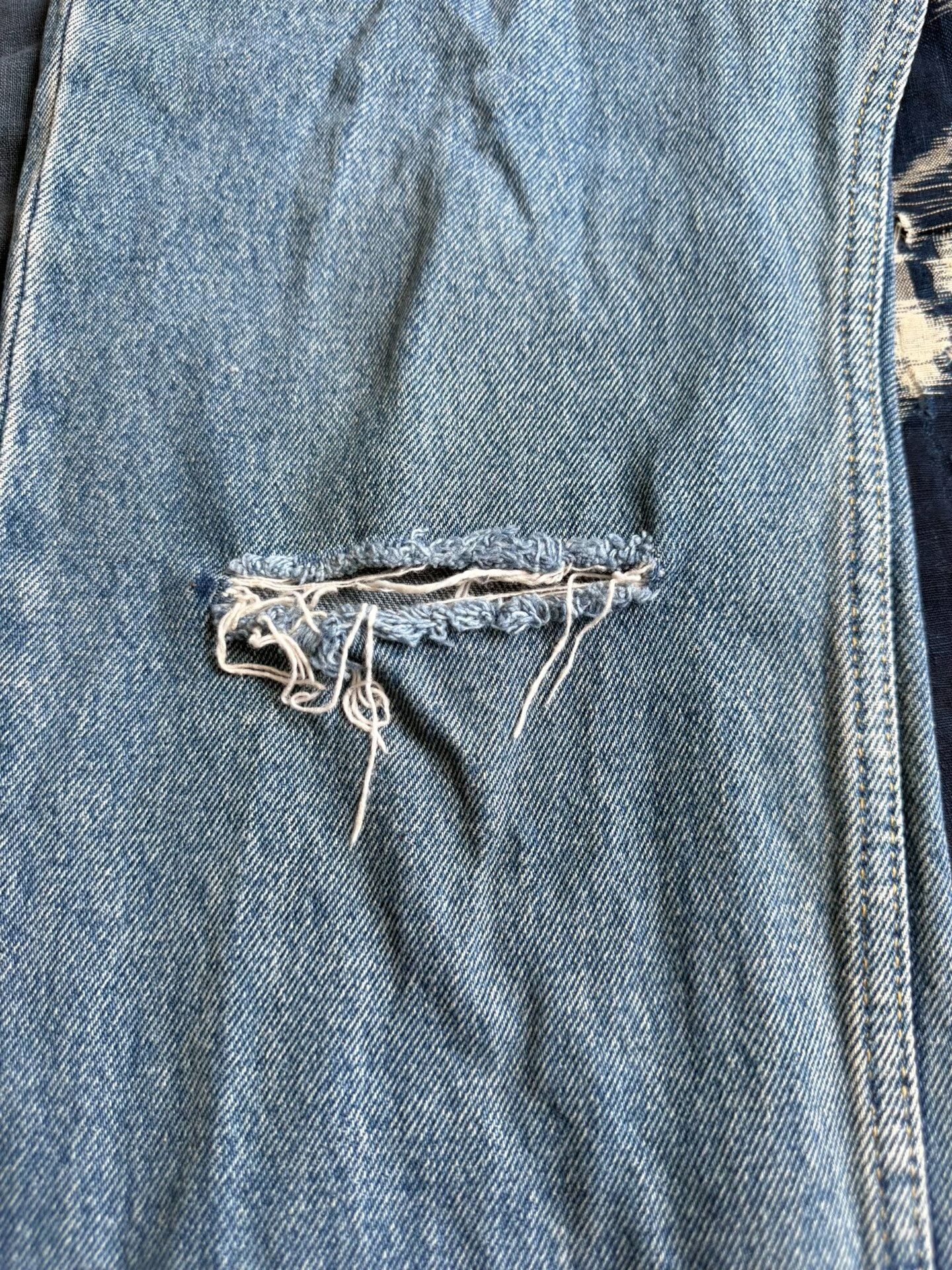 Balenciaga Balenciaga Distressed Vintage Jeans Size US 32 / EU 48 - 5 Thumbnail