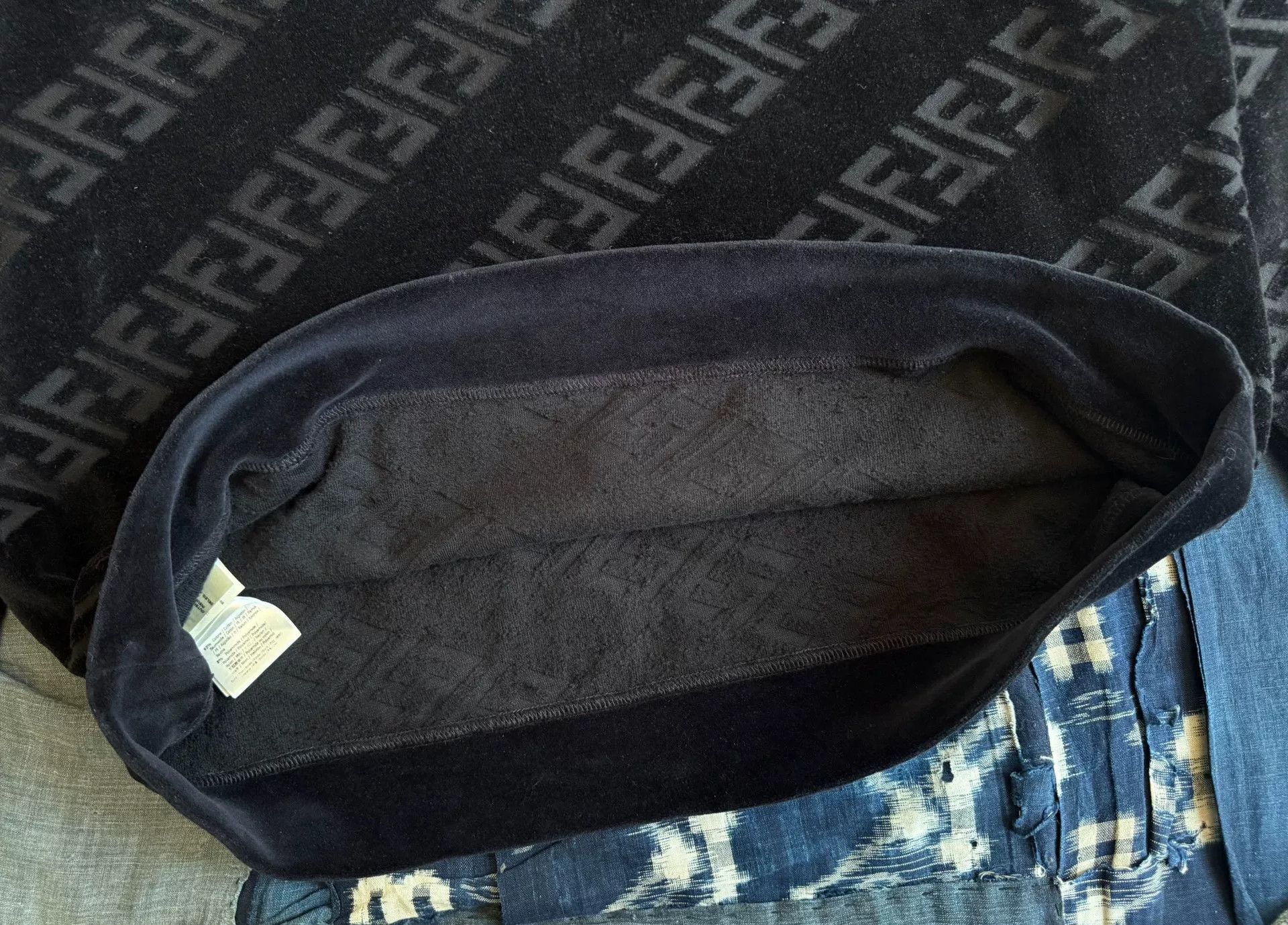 Fendi Fendi Black Velvet FF Print Pullover Hoodie Size US XL / EU 56 / 4 - 8 Thumbnail
