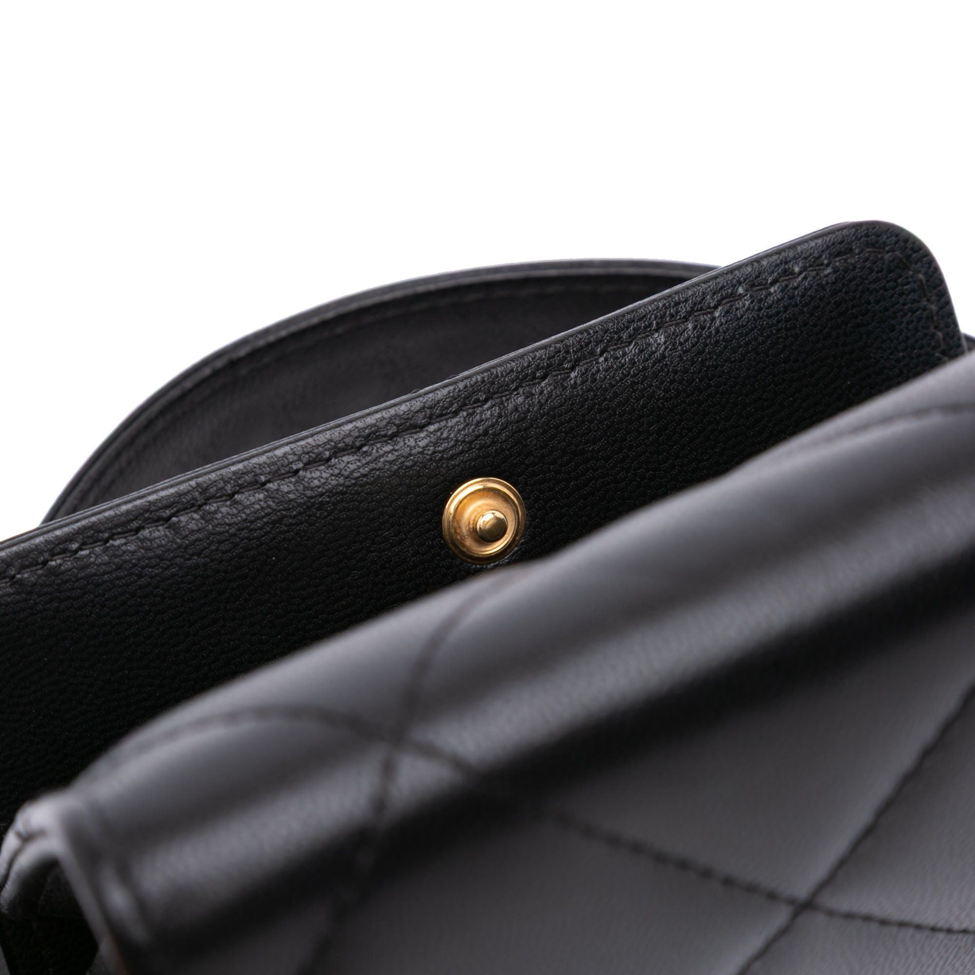 Chanel Quilted Lambskin 19 Flap Coin Purse With Chain Size ONE SIZE - 8 Thumbnail
