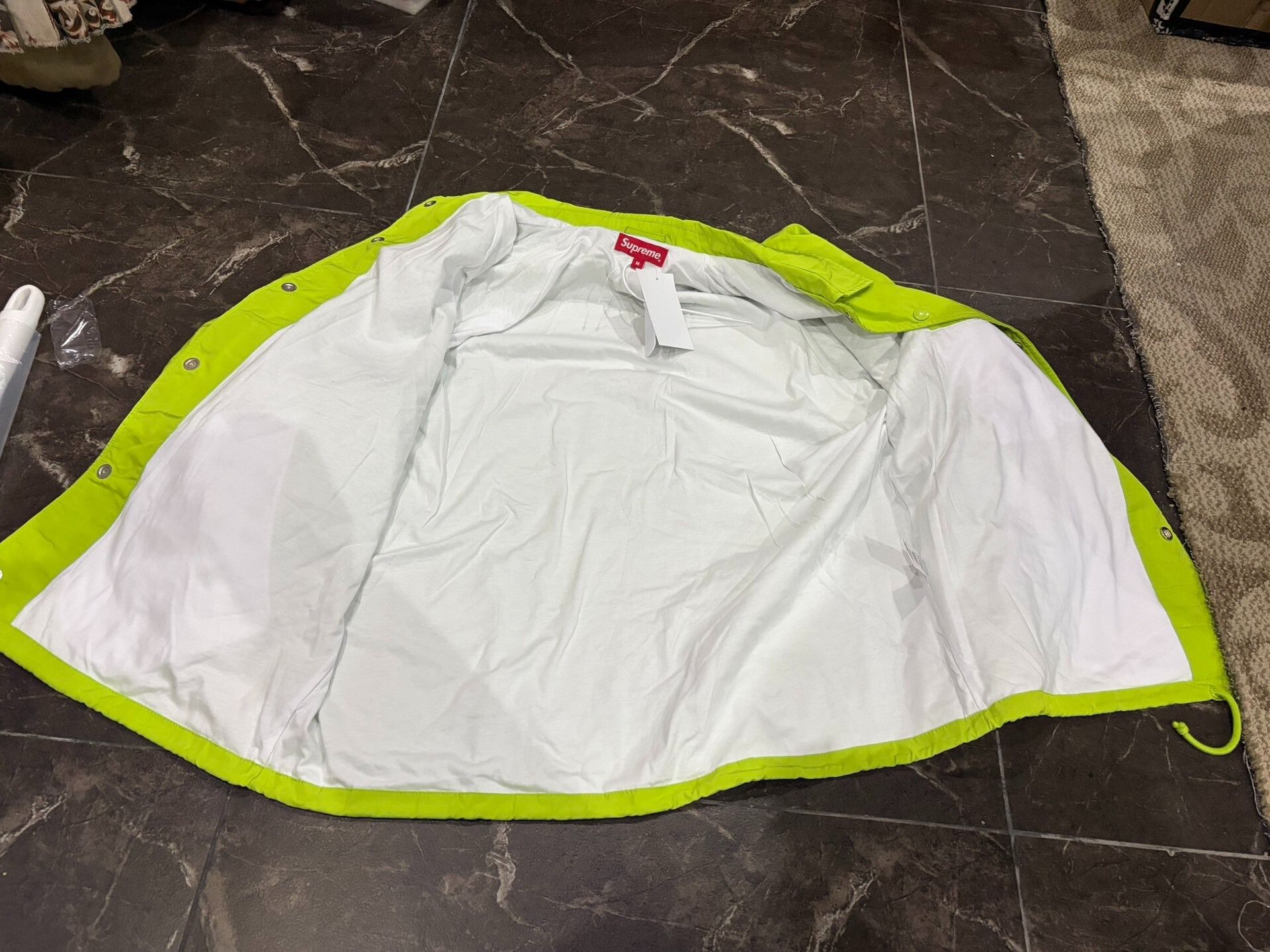 Supreme Supreme Fluorescent Green Coach Jacket M Size US M / EU 48-50 / 2 - 3 Thumbnail