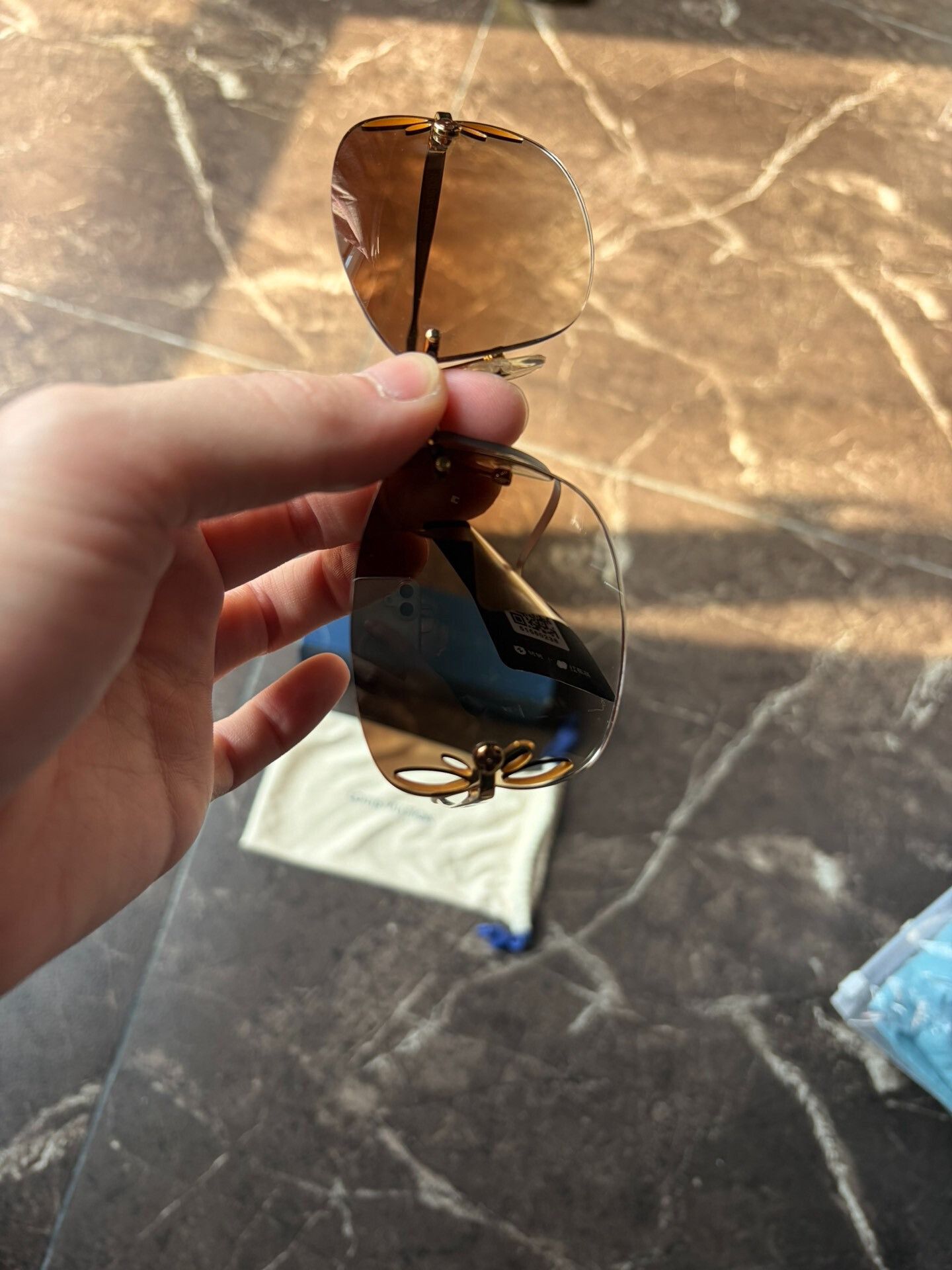 Louis Vuitton LV Women's Rimless Sunglasses Size ONE SIZE - 2 Thumbnail