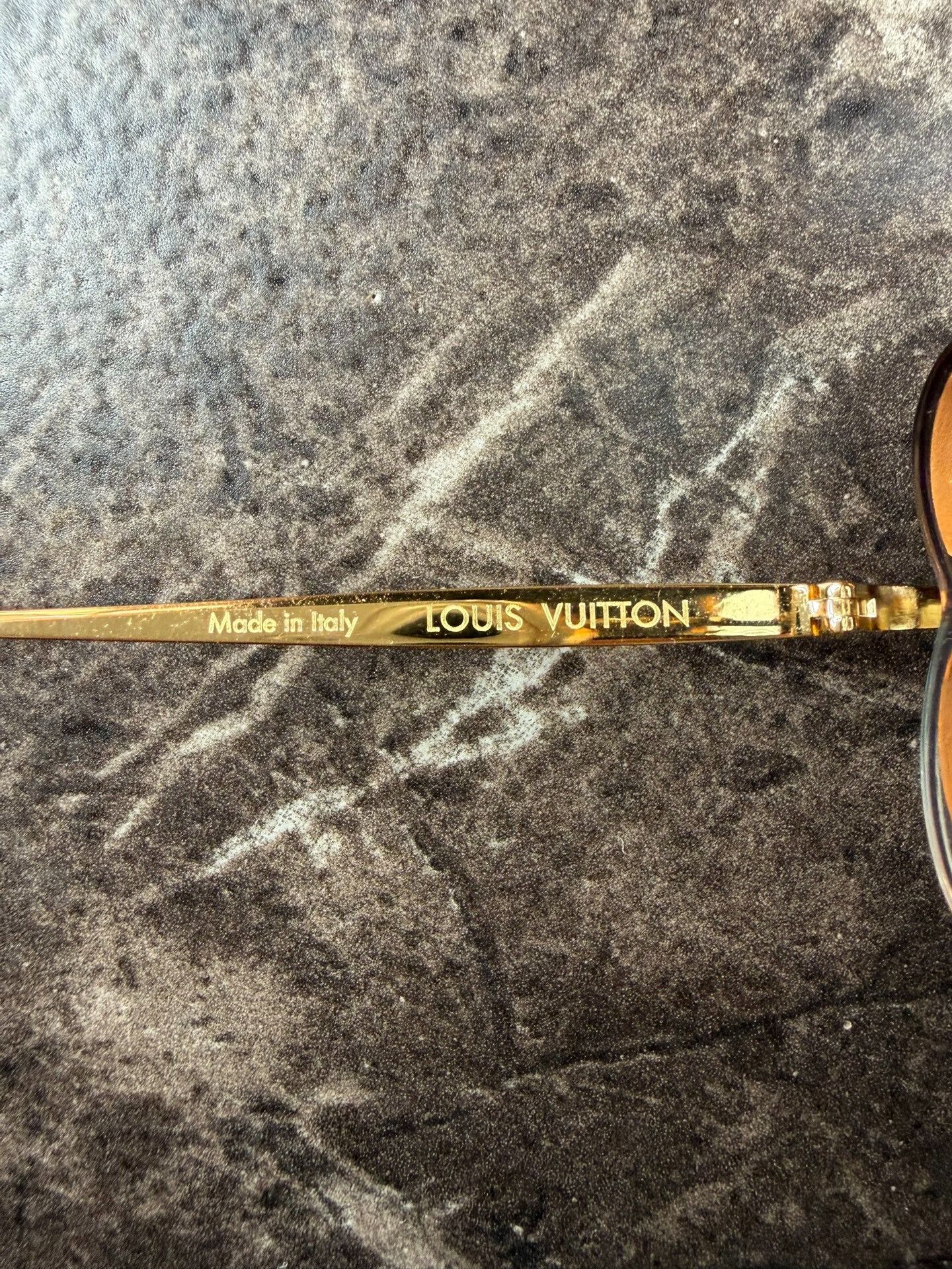 Louis Vuitton LV Women's Rimless Sunglasses Size ONE SIZE - 7 Thumbnail