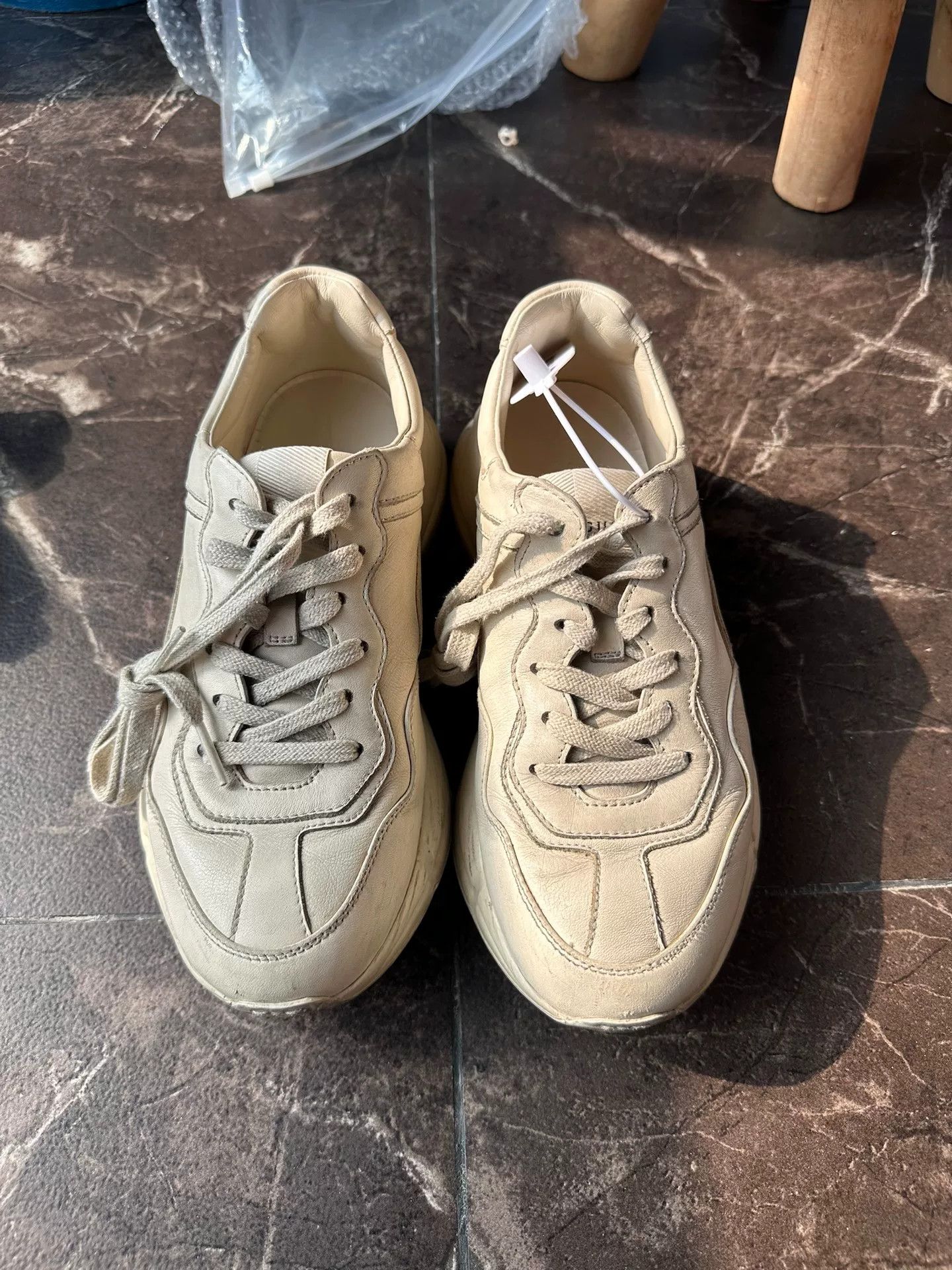 Gucci Gucci Rhyton Distressed Dad Sneakers Size US 6 / IT 36 - 2 Thumbnail