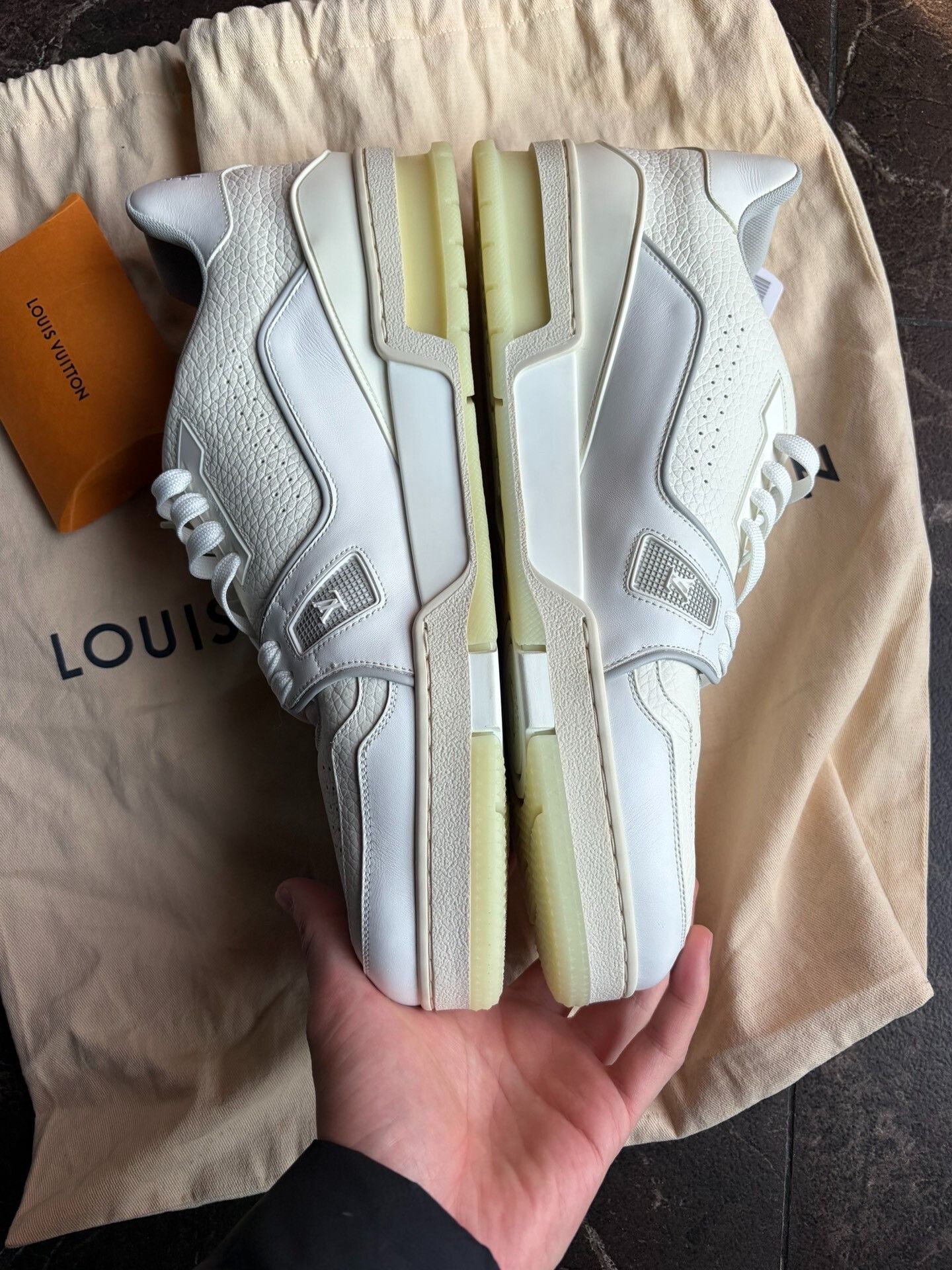 Louis Vuitton Louis Vuitton Trainer Low-Top Sneakers Size US 11 / EU 44 - 3 Thumbnail