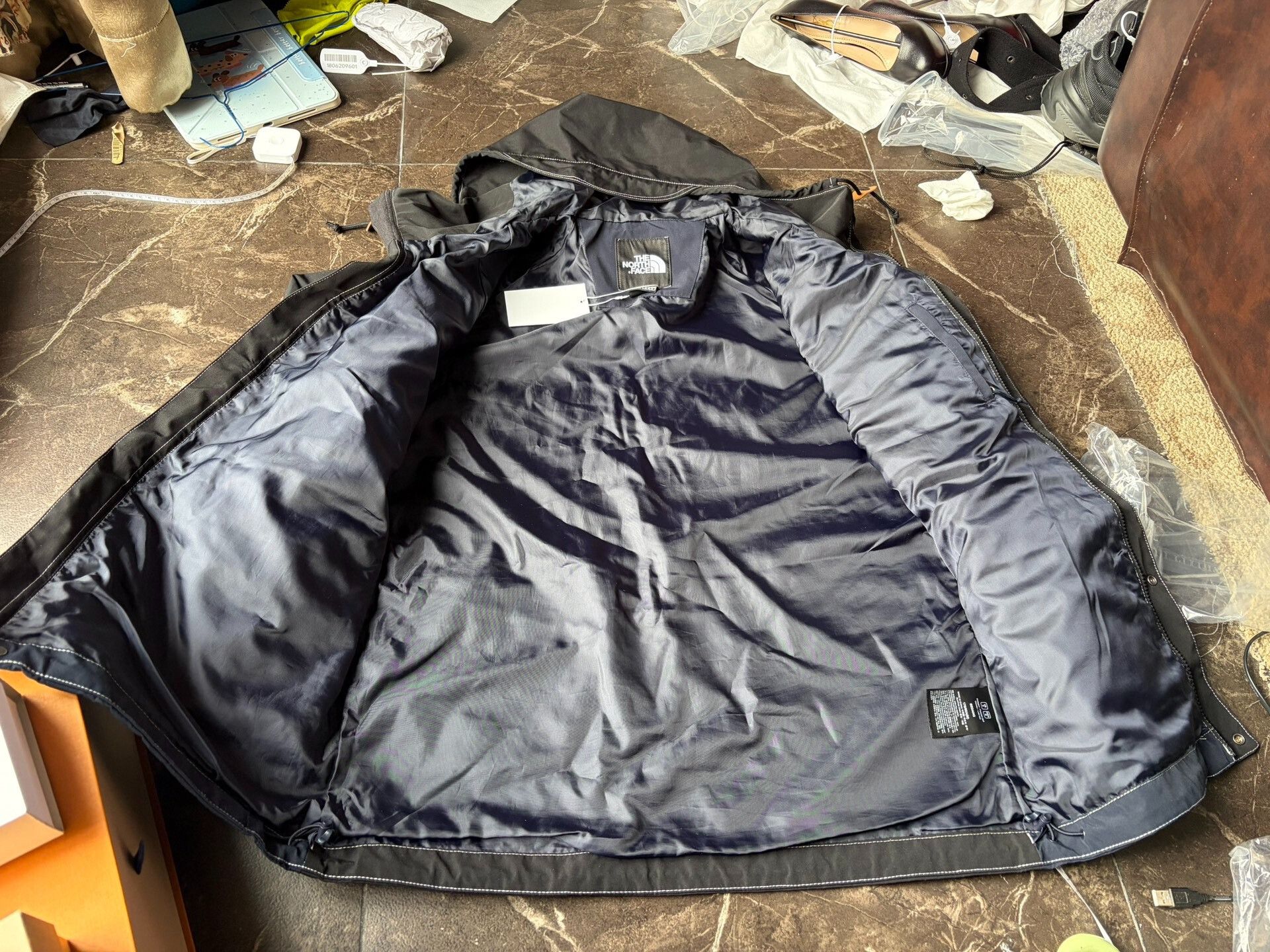 The North Face The North Face Colorblock Hooded Jacket Size US M / EU 48-50 / 2 - 2 Thumbnail