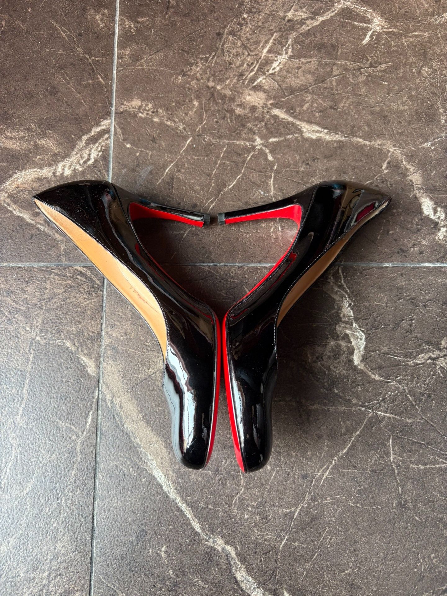 Christian Louboutin Christian Louboutin Classic Red Sole Shoes Size US 5.5 / IT 35.5 - 2 Thumbnail