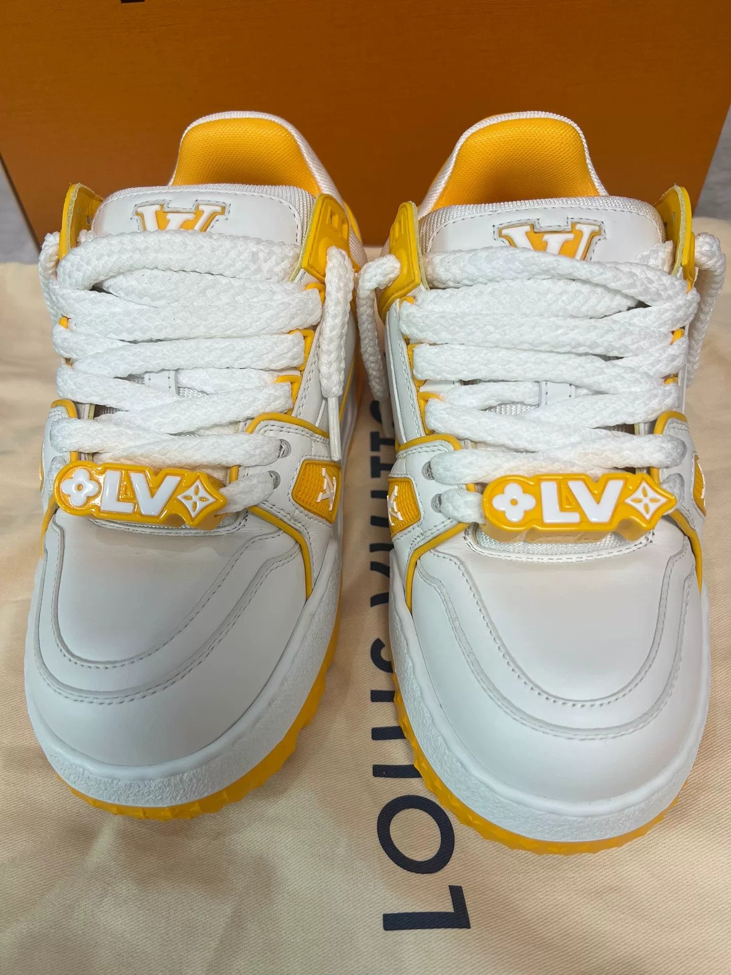 Louis Vuitton LV Trainer Maxi Limited Colorway Size US 4.5 / IT 34.5 - 2 Thumbnail