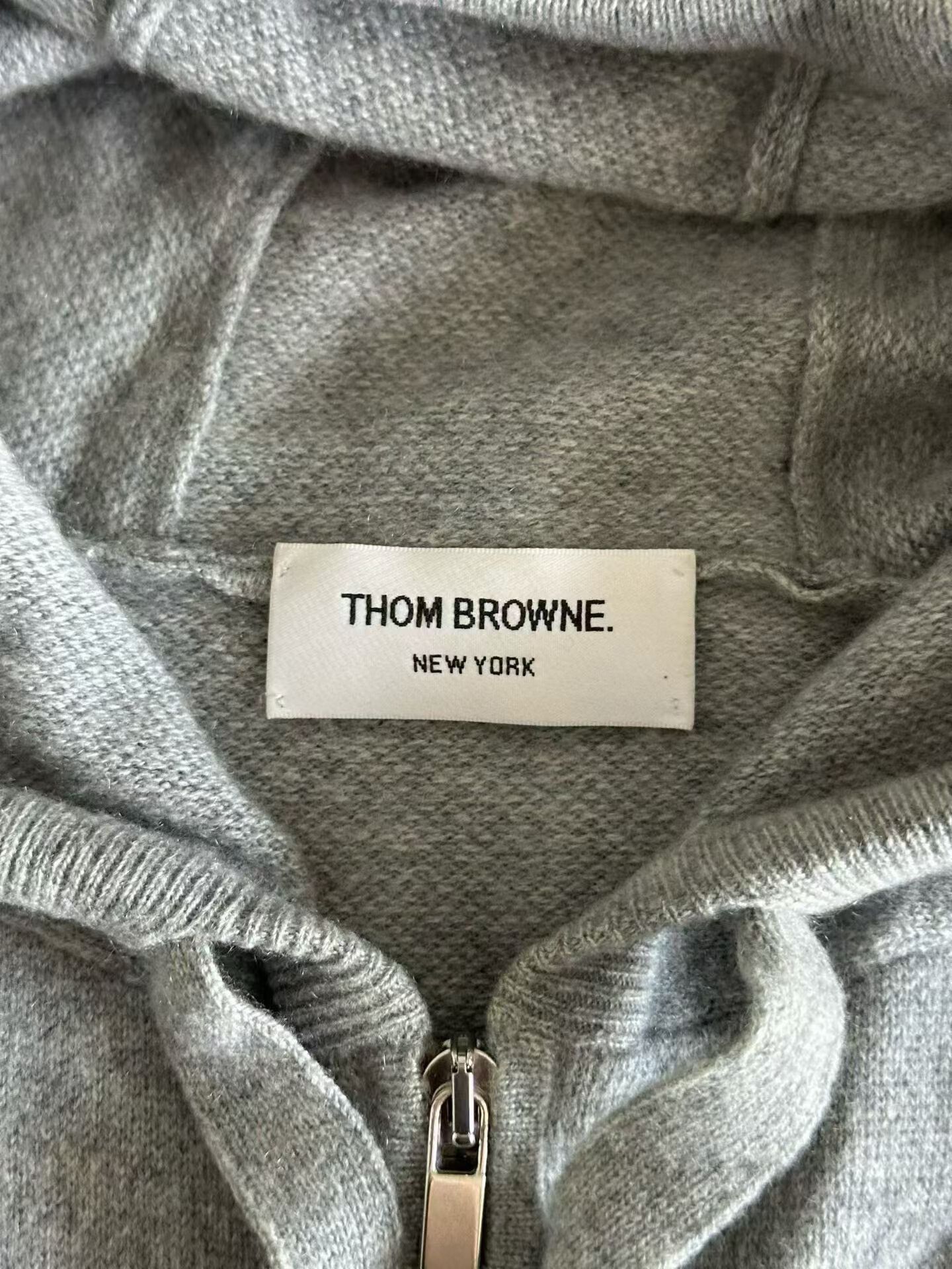 Thom Browne Thom Browne Gray Cashmere Zip Hoodie Size US XL / EU 56 / 4 - 3 Thumbnail