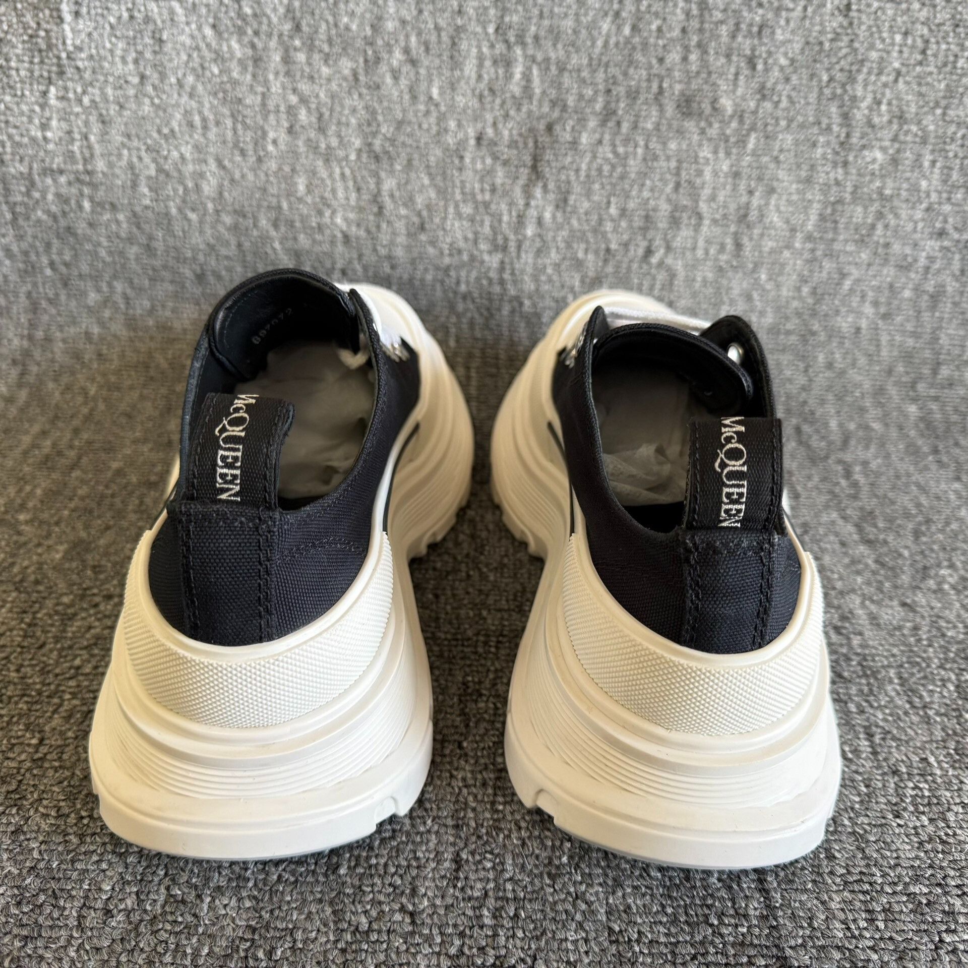 Alexander McQueen Alexander McQueen Platform Canvas Shoes 37.5 Size US 6.5 / IT 36.5 - 4 Thumbnail