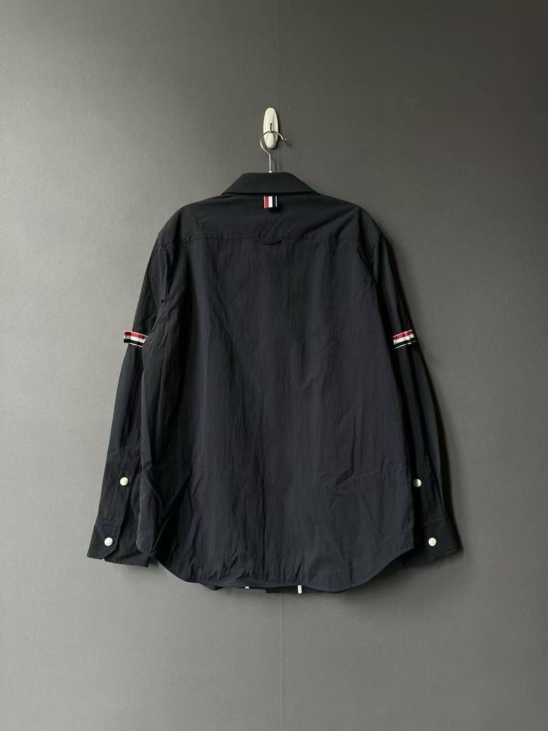 Thom Browne Thom Browne Double Sleeve Badge Shirt Jacket Size US L / EU 52-54 / 3 - 2 Thumbnail