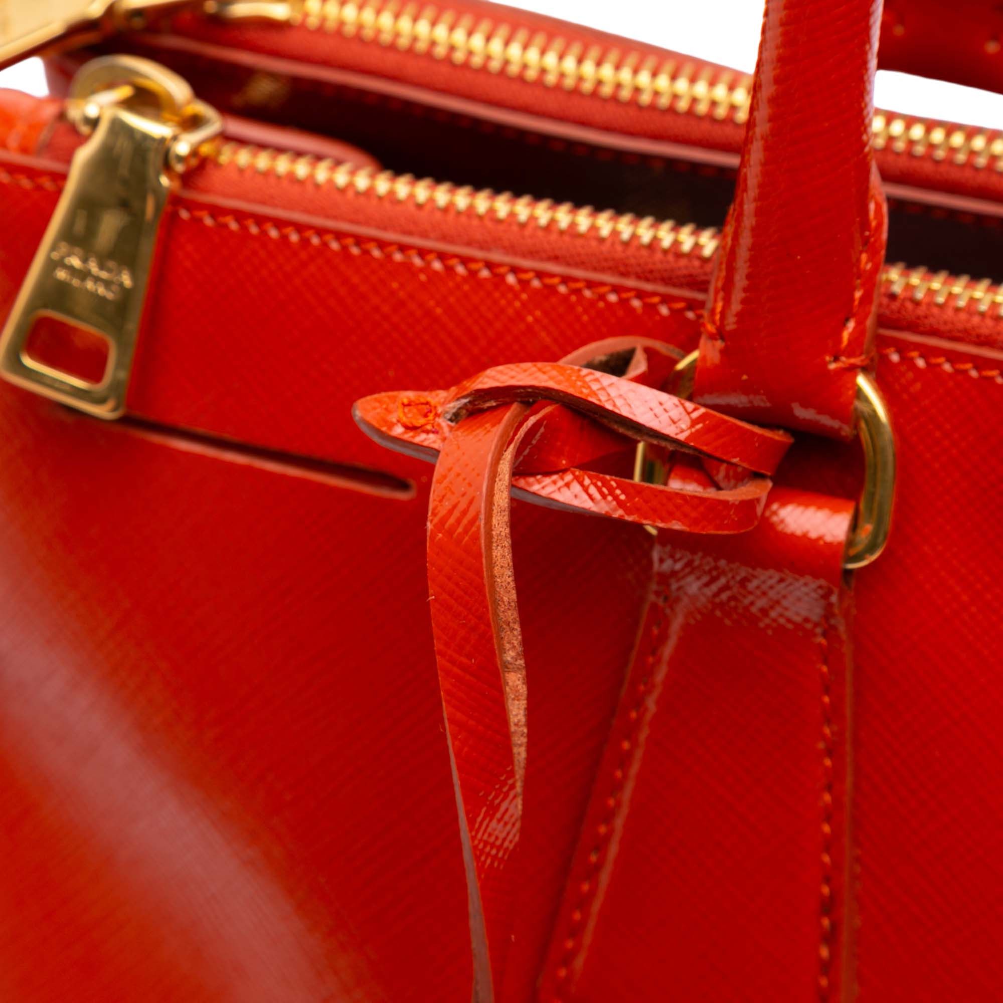 Prada Medium Saffiano Vernice Galleria Double Zip Satchel Size ONE SIZE - 9 Thumbnail