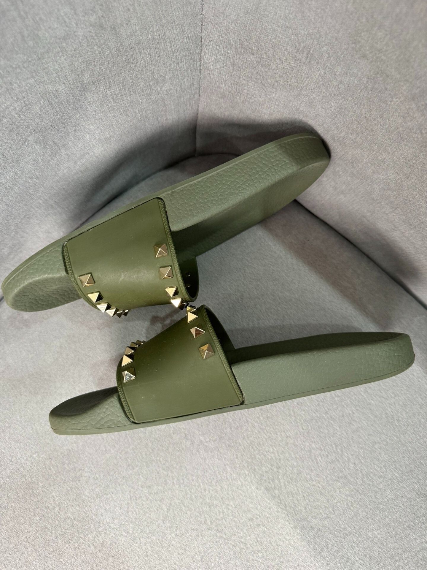 Valentino Valentino Studded Slippers Size US 7 / IT 37 - 4 Thumbnail