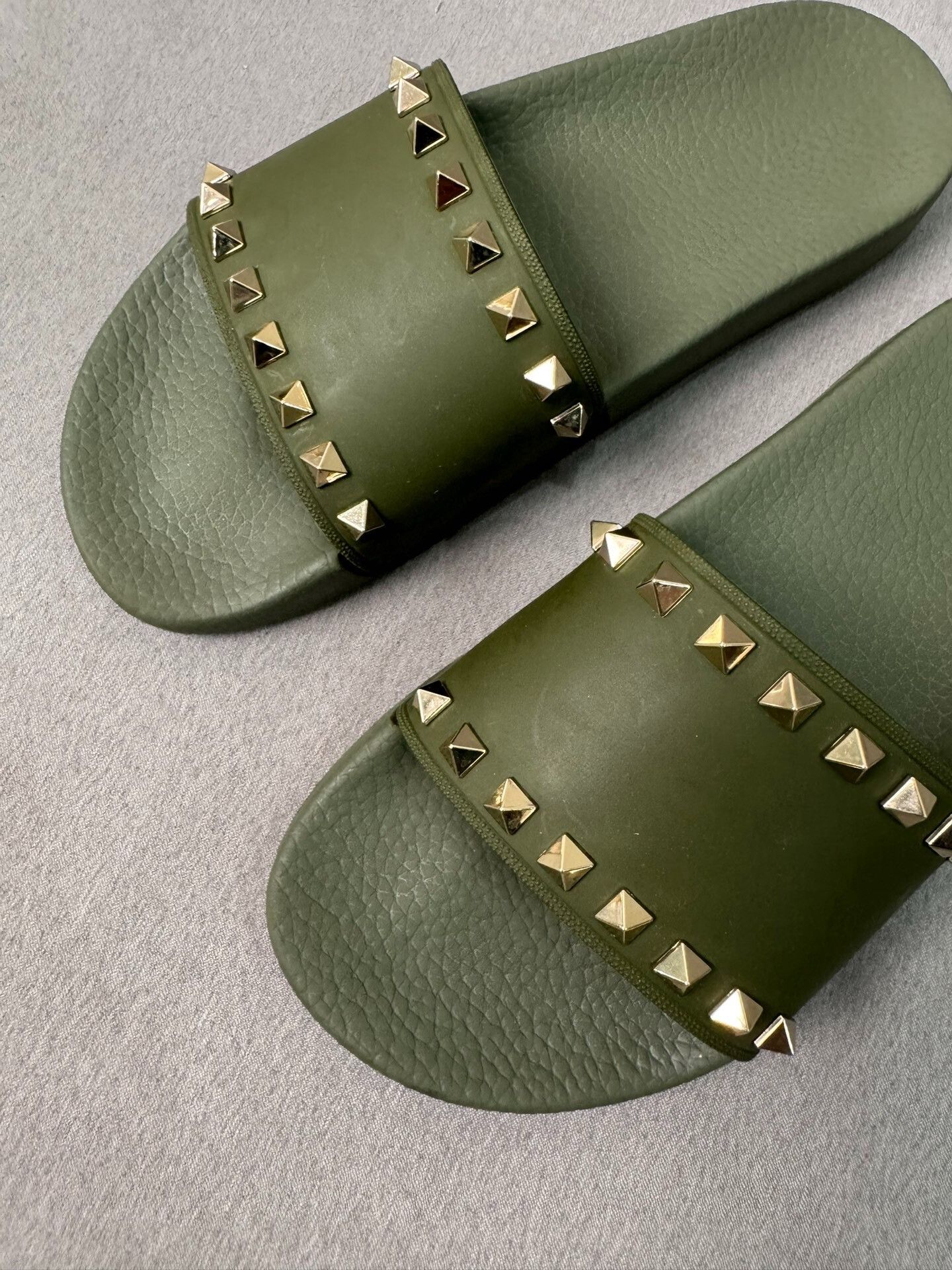 Valentino Valentino Studded Slippers Size US 7 / IT 37 - 5 Thumbnail