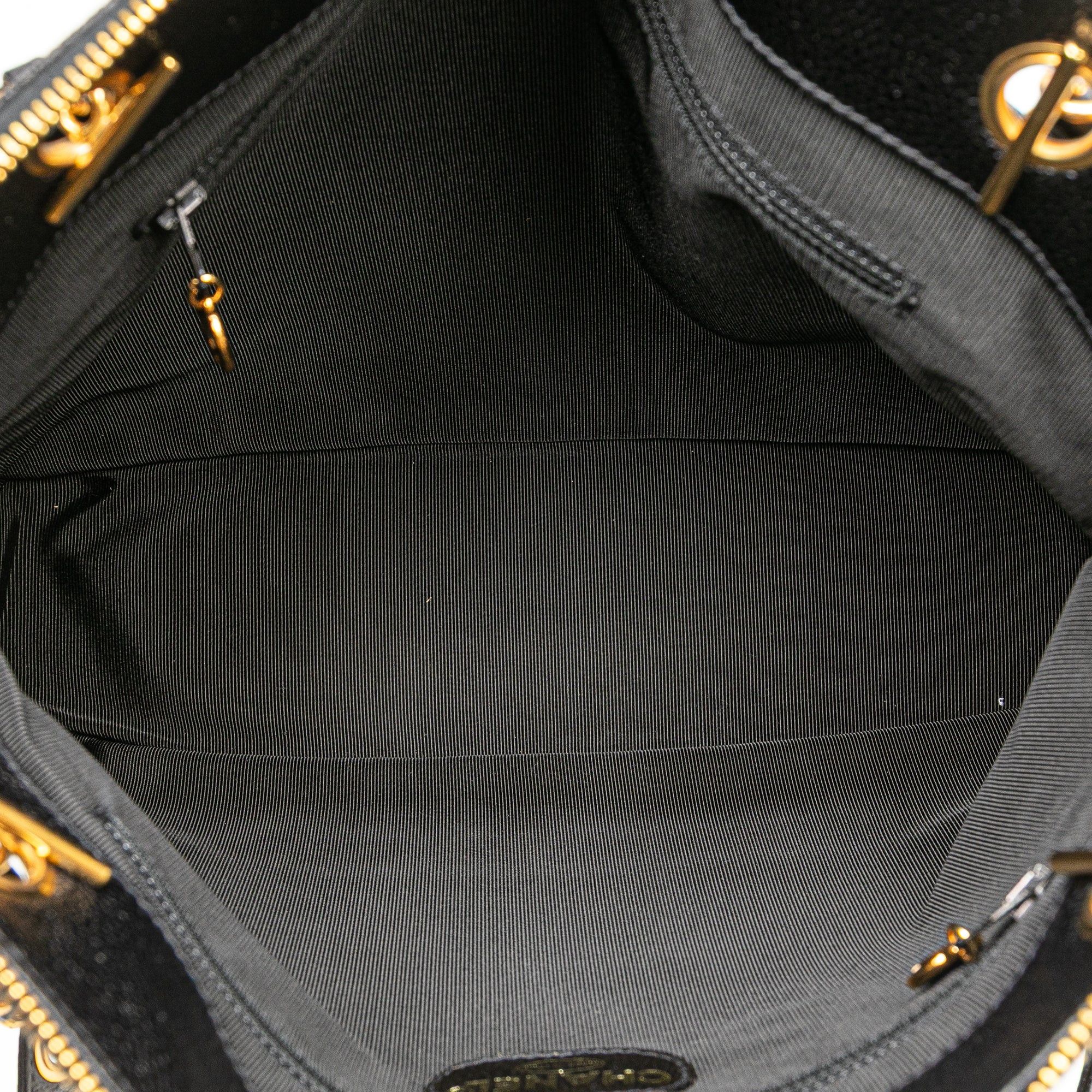 Chanel Caviar Logo Shoulder Bag Size ONE SIZE - 4 Thumbnail