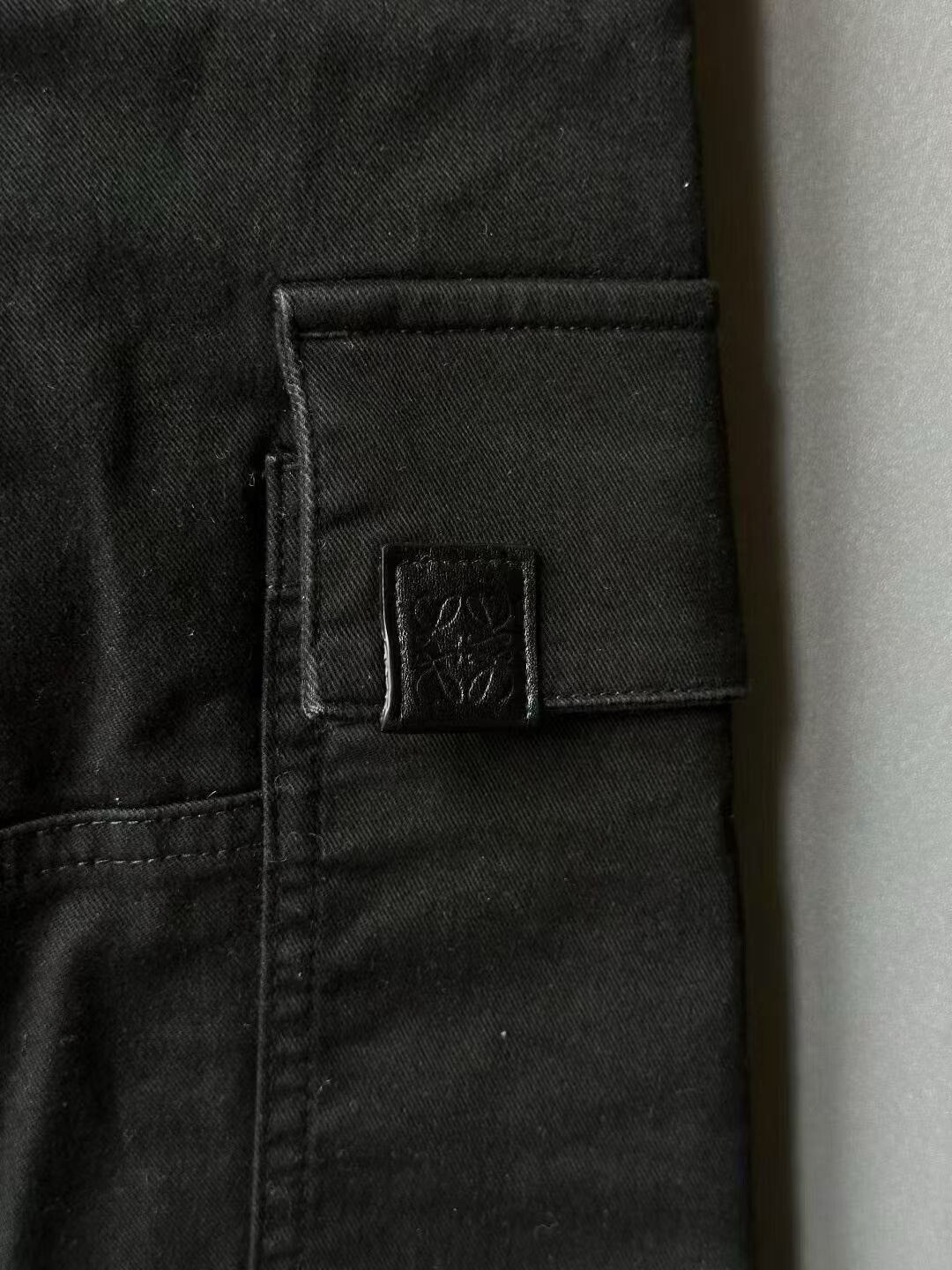 Loewe Loewe Leather Patch Cargo Pants Size US 30 / EU 46 - 3 Thumbnail