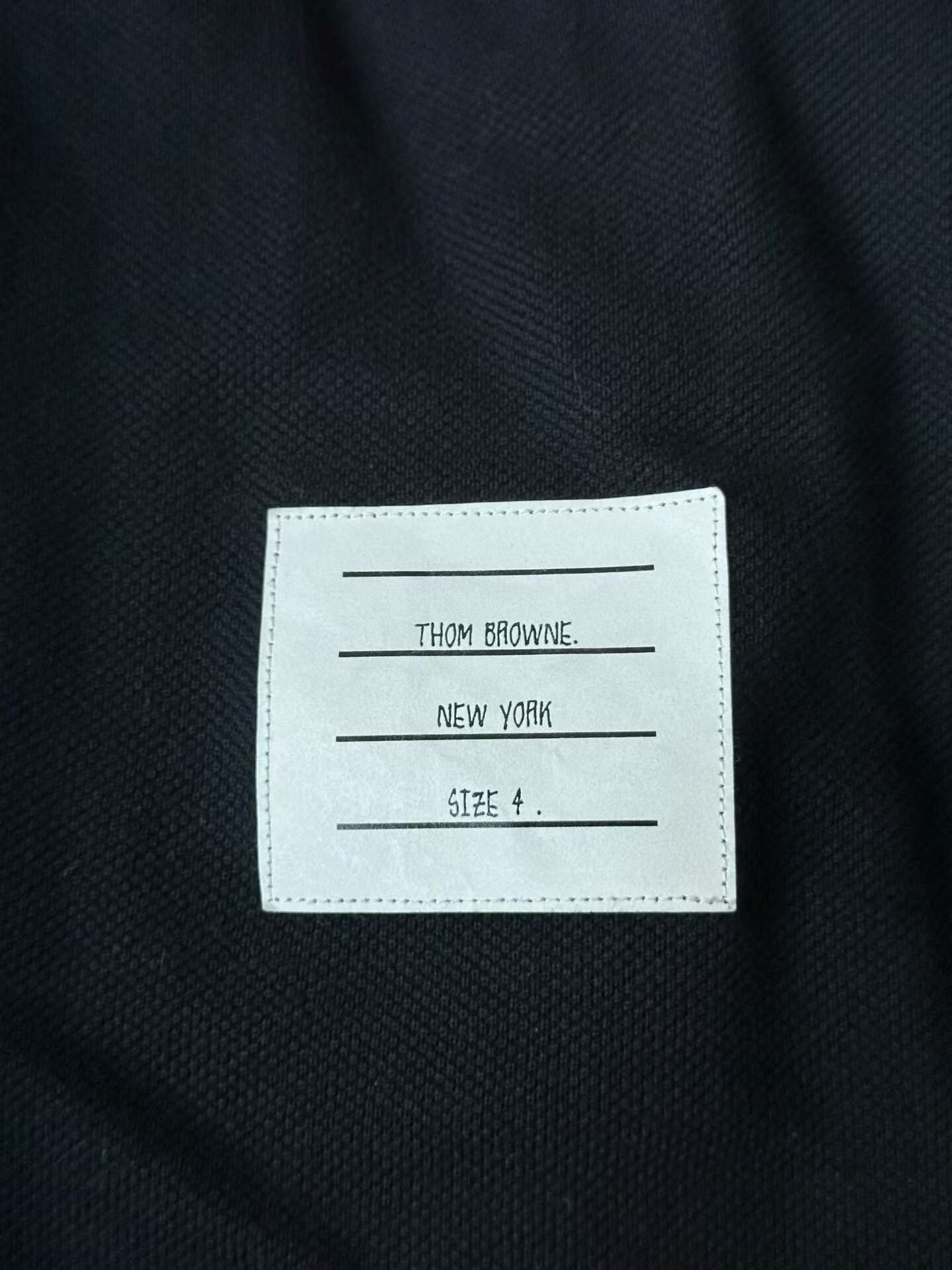 Thom Browne Thom Browne Navy Double-Sleeve Tag Shirt Size US XL / EU 56 / 4 - 4 Thumbnail