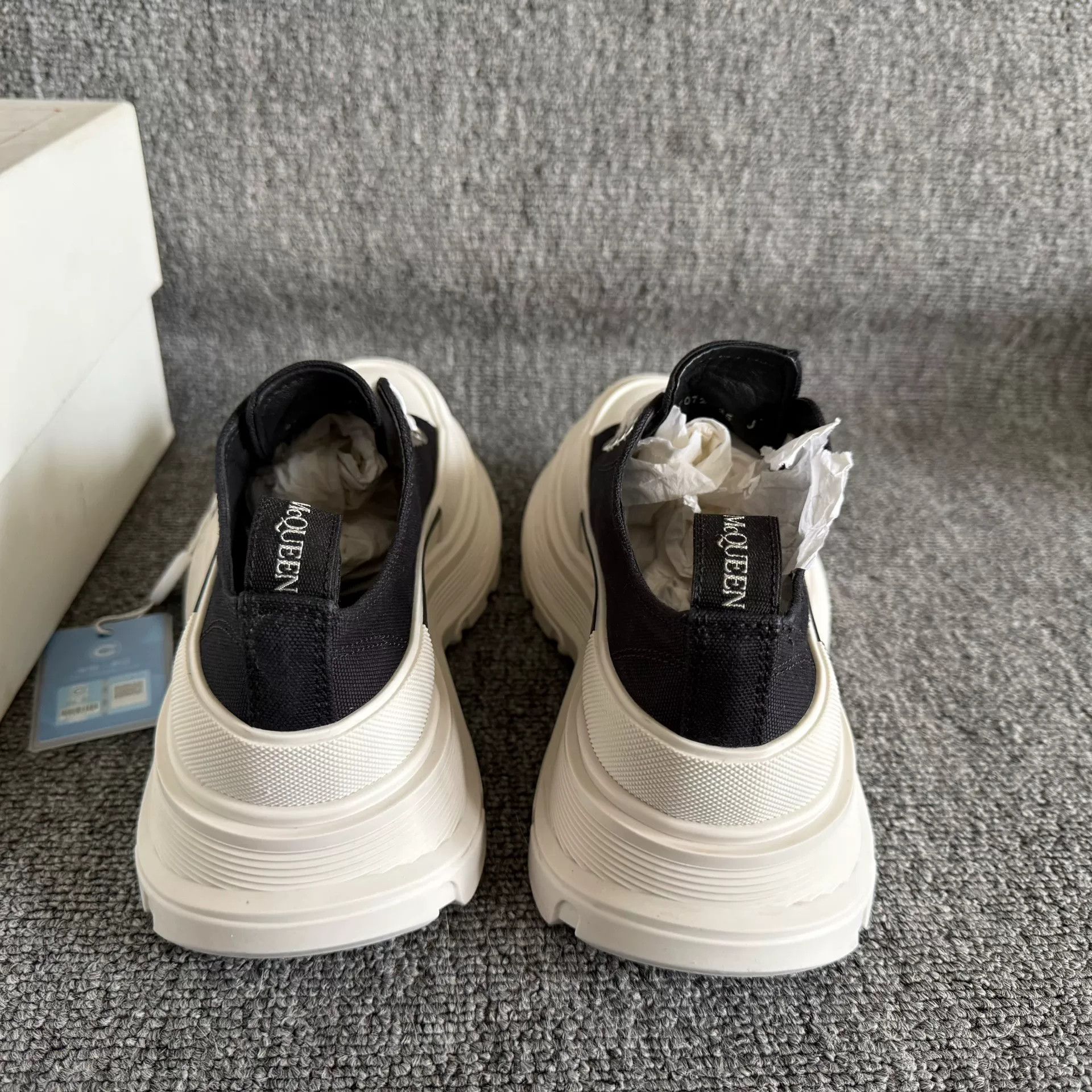 Alexander McQueen Alexander McQueen Platform Canvas Shoes Size US 4 / IT 34 - 4 Thumbnail