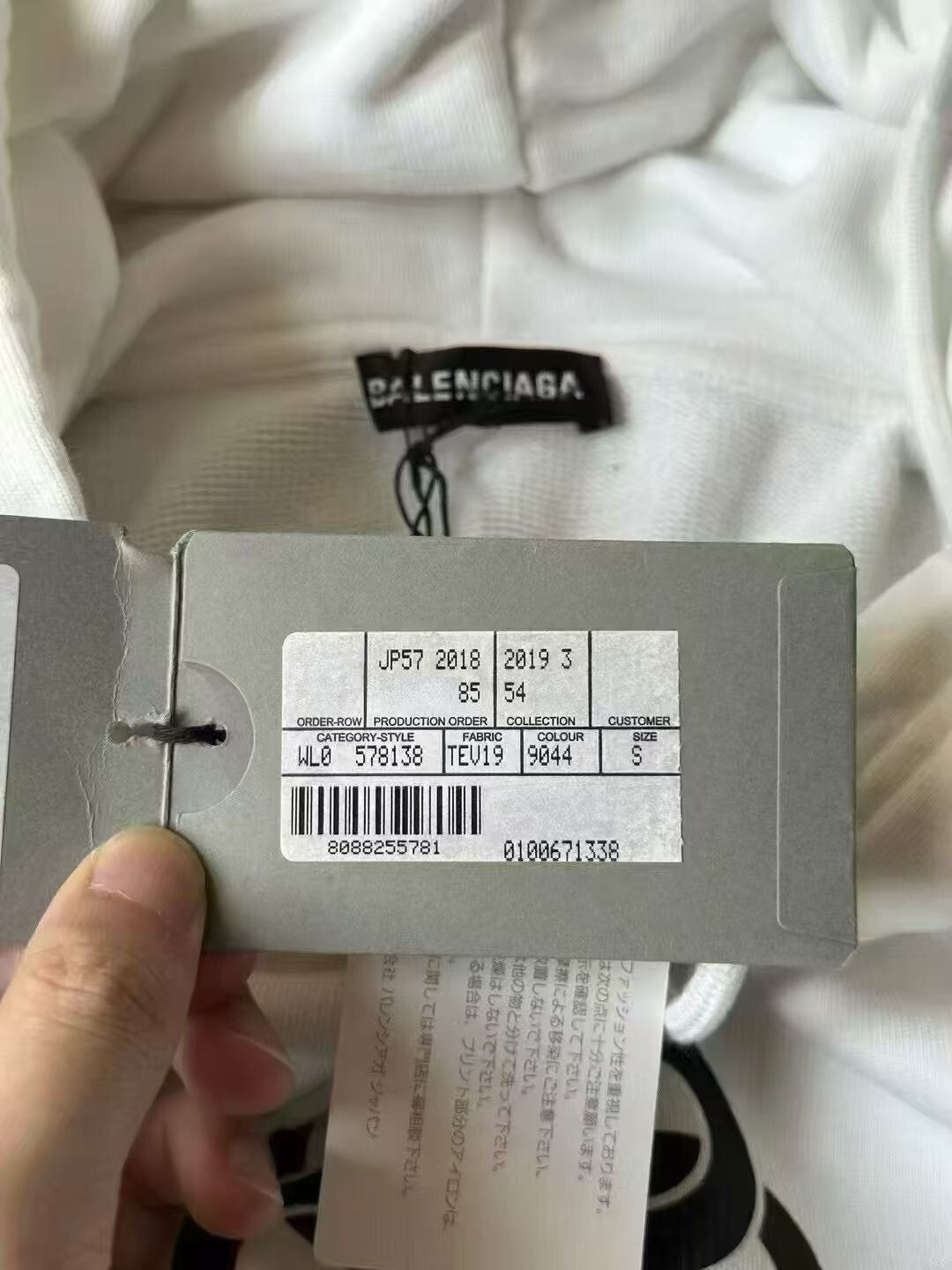 Balenciaga Balenciaga Buckle Hoodie Size US M / EU 48-50 / 2 - 3 Thumbnail