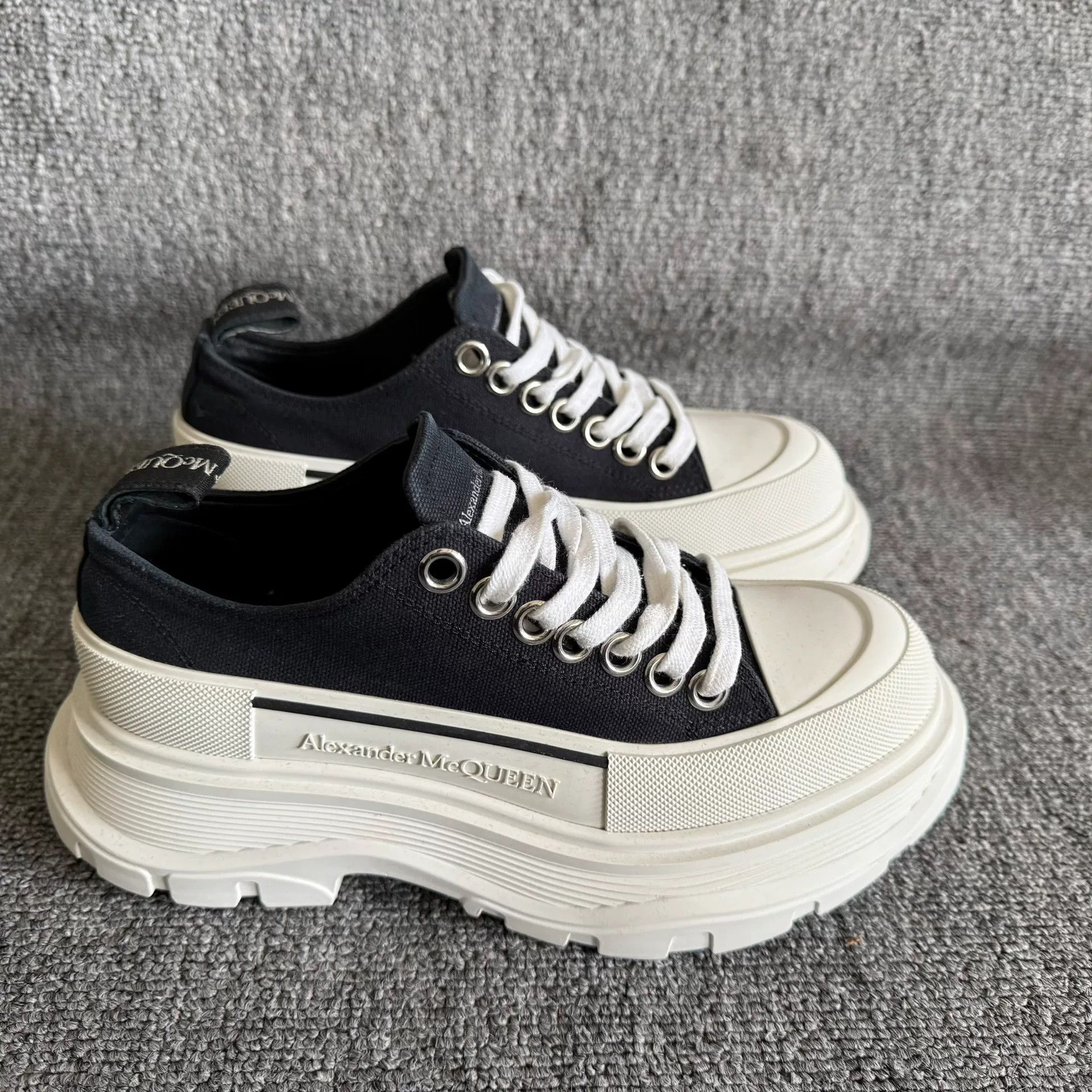 Alexander McQueen Alexander McQueen Platform Canvas Shoes 35 Size US 4 / IT 34 - 5 Thumbnail