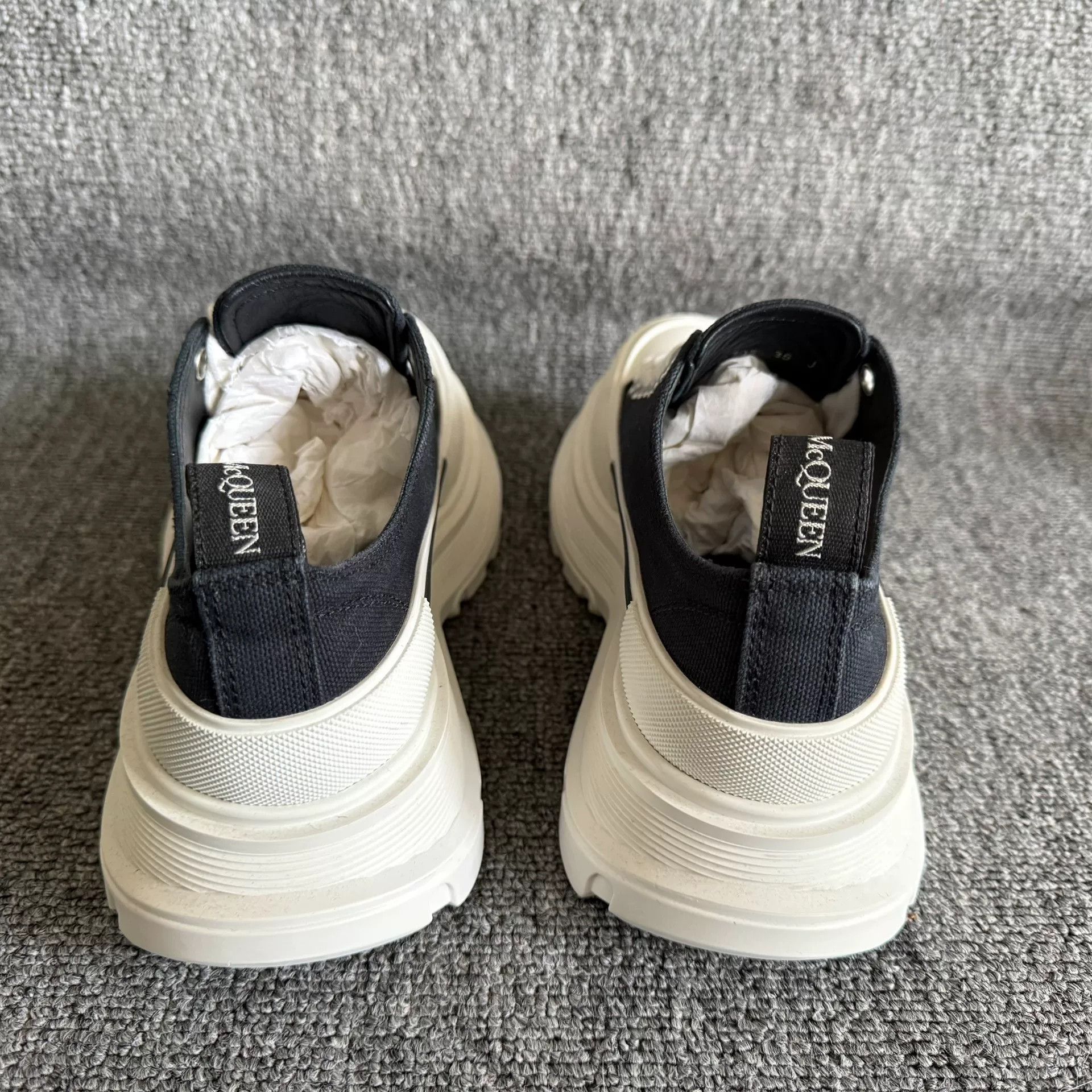 Alexander McQueen Alexander McQueen Platform Canvas Shoes 35 Size US 4 / IT 34 - 4 Thumbnail