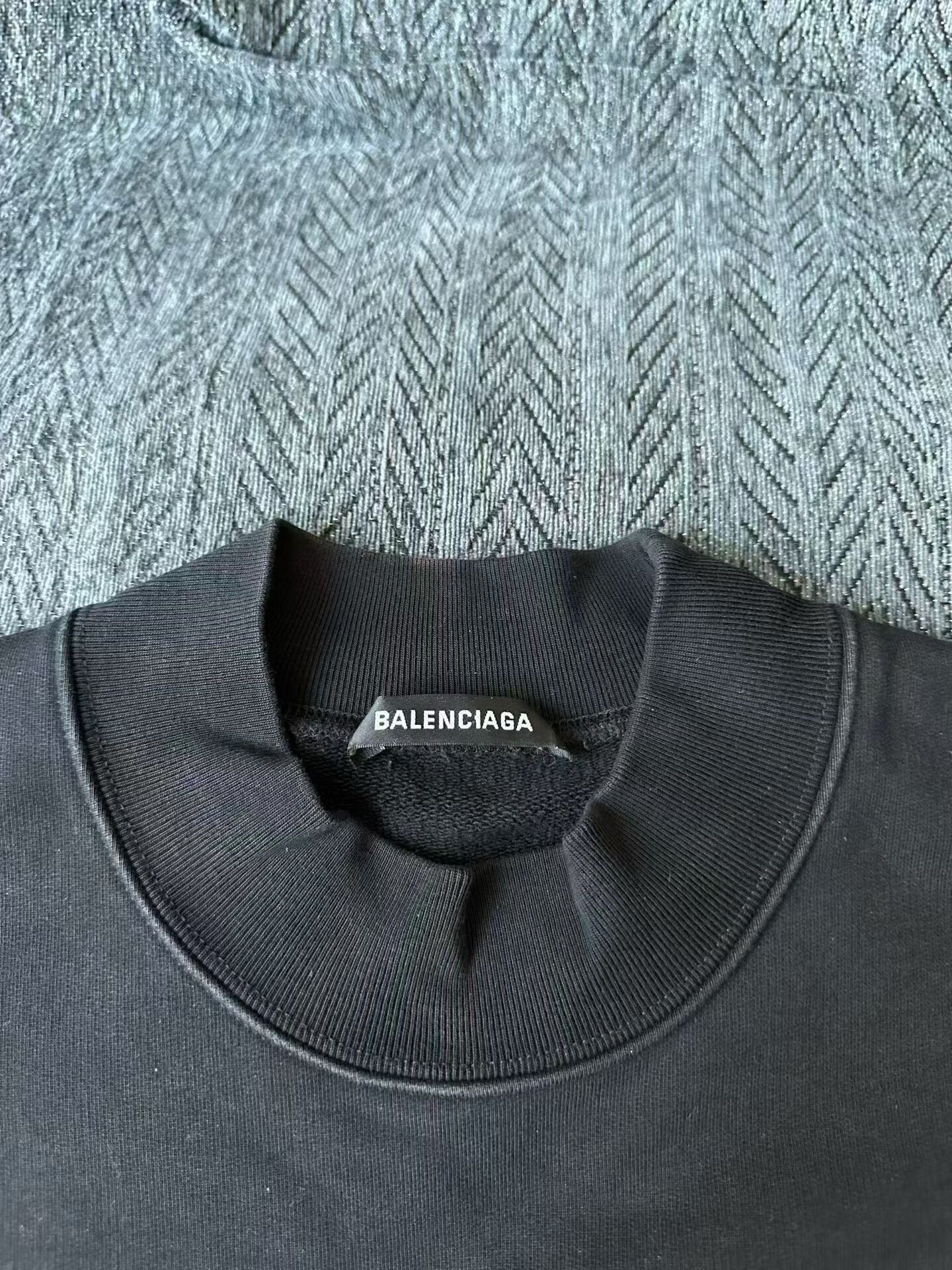 Balenciaga Balenciaga Black Portrait Sweatshirt Size US S / EU 44-46 / 1 - 2 Thumbnail