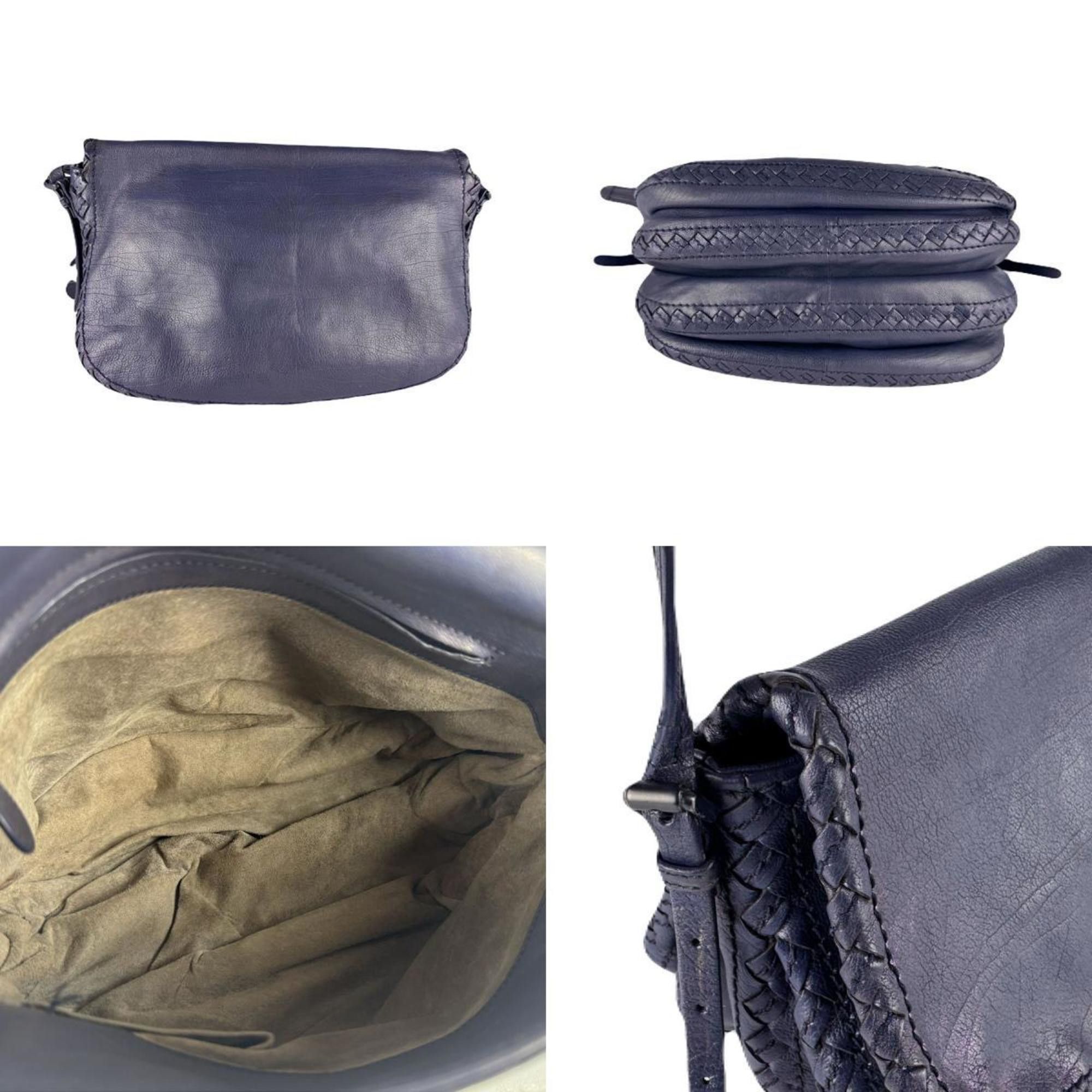 Bottega Veneta Bottega Veneta Women's Intrecciato Leather Shoulder Bag in Metallic Navy (z8622) Size ONE SIZE - 3 Thumbnail