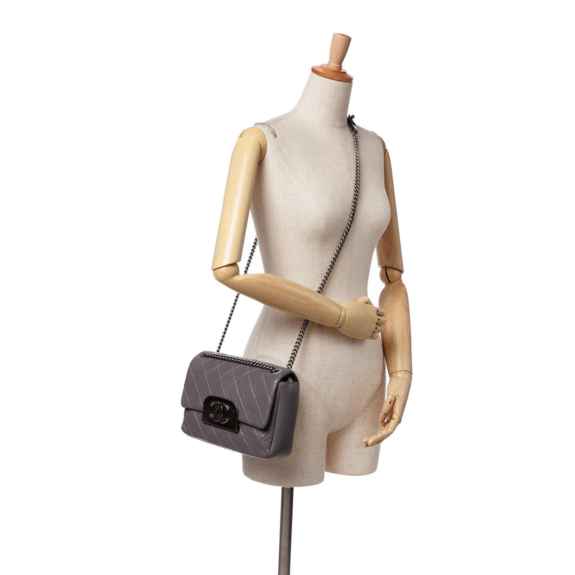 Chanel Quilted Aged Calfskin CC Square Flap Size ONE SIZE - 8 Thumbnail