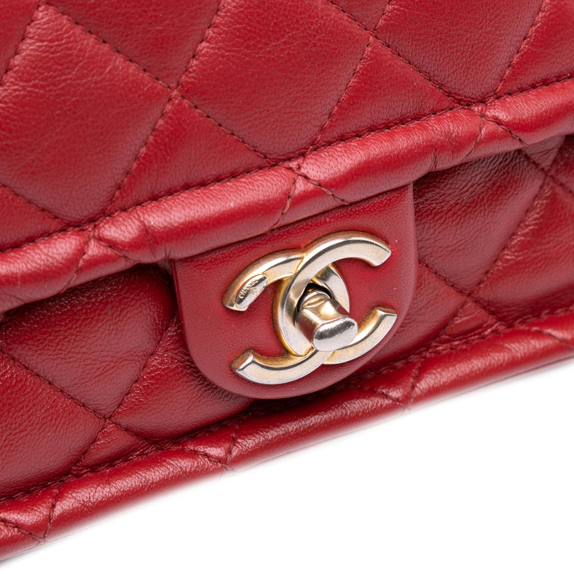 Chanel Small Quilted Lambskin Chain Link Flap Size ONE SIZE - 8 Thumbnail