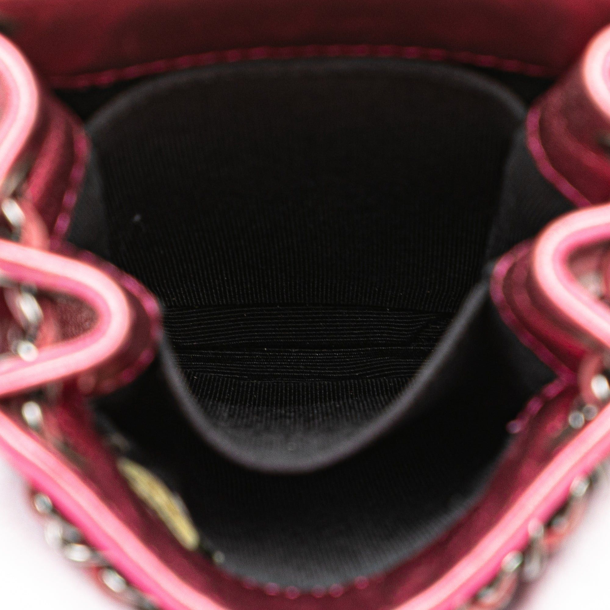 Chanel CC Patent Phone Holder Crossbody Size ONE SIZE - 4 Thumbnail