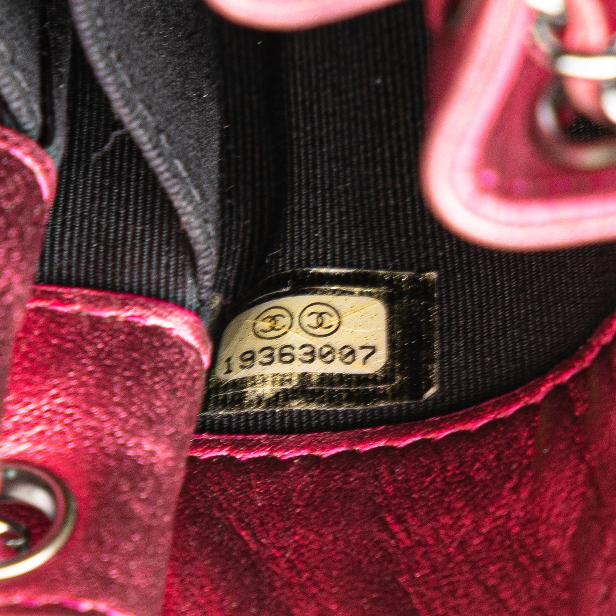 Chanel CC Patent Phone Holder Crossbody Size ONE SIZE - 6 Thumbnail