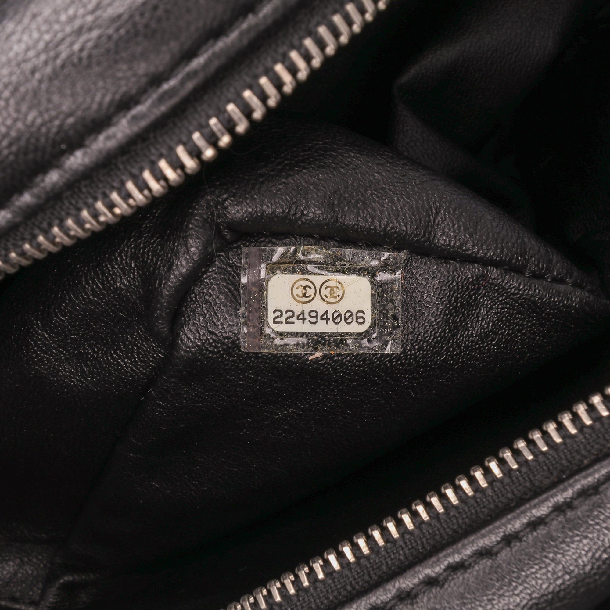 Chanel Tweed and Resin Zipped Chain Shopping Bag Size ONE SIZE - 6 Thumbnail