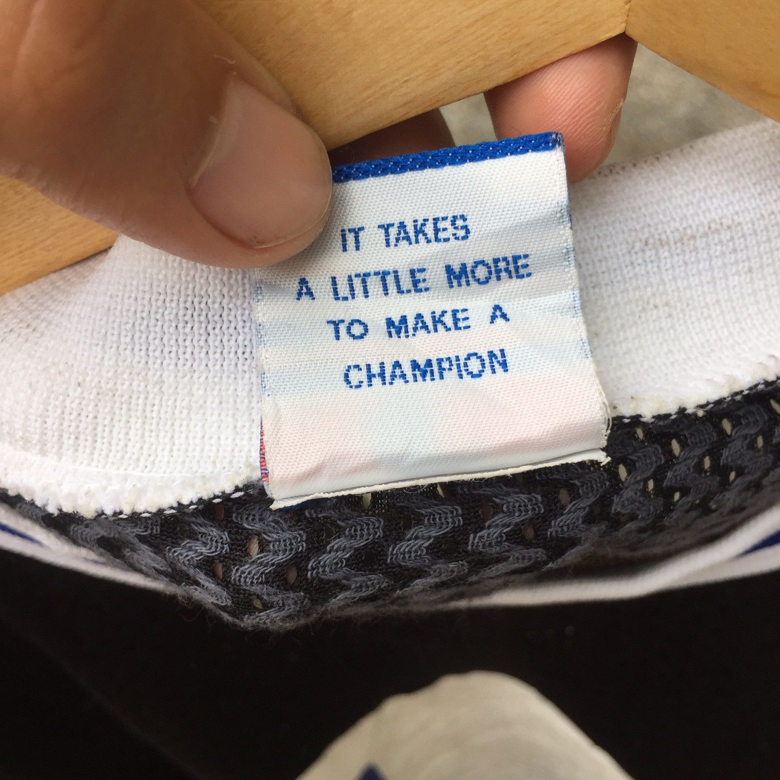 Champion Rare Design Size US L / EU 52-54 / 3 - 4 Thumbnail