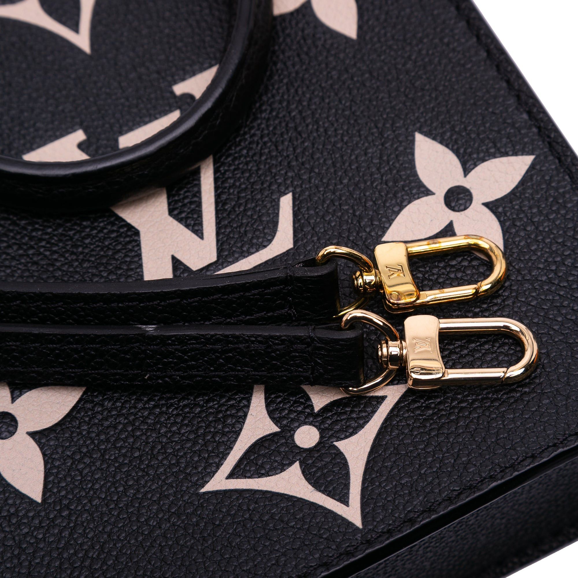 Louis Vuitton Bicolor Monogram Empreinte Petit Sac Plat Size ONE SIZE - 9 Thumbnail