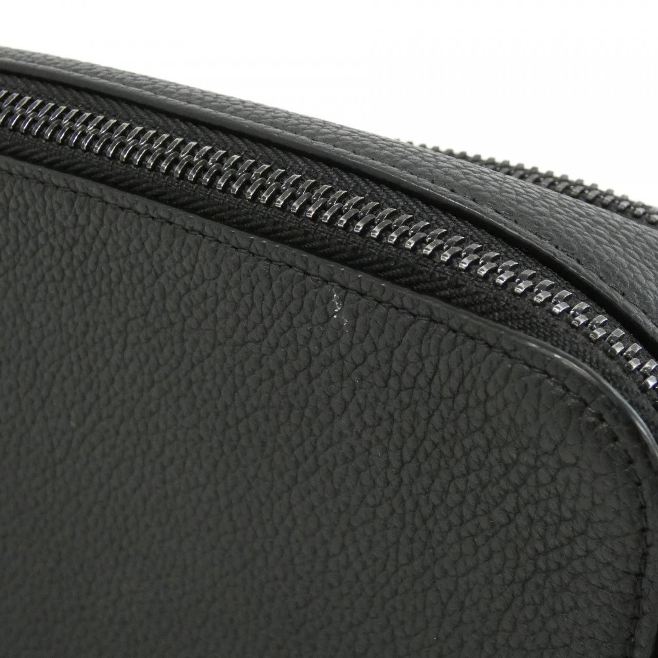 Louis Vuitton Louis Vuitton Louis Vuitton LV Aerogram Alpha Wearable Wallet Calf Shoulder Bag Leather Shoulder Bag M59161 DUTY FREE for USA Size ONE SIZE - 5 Thumbnail