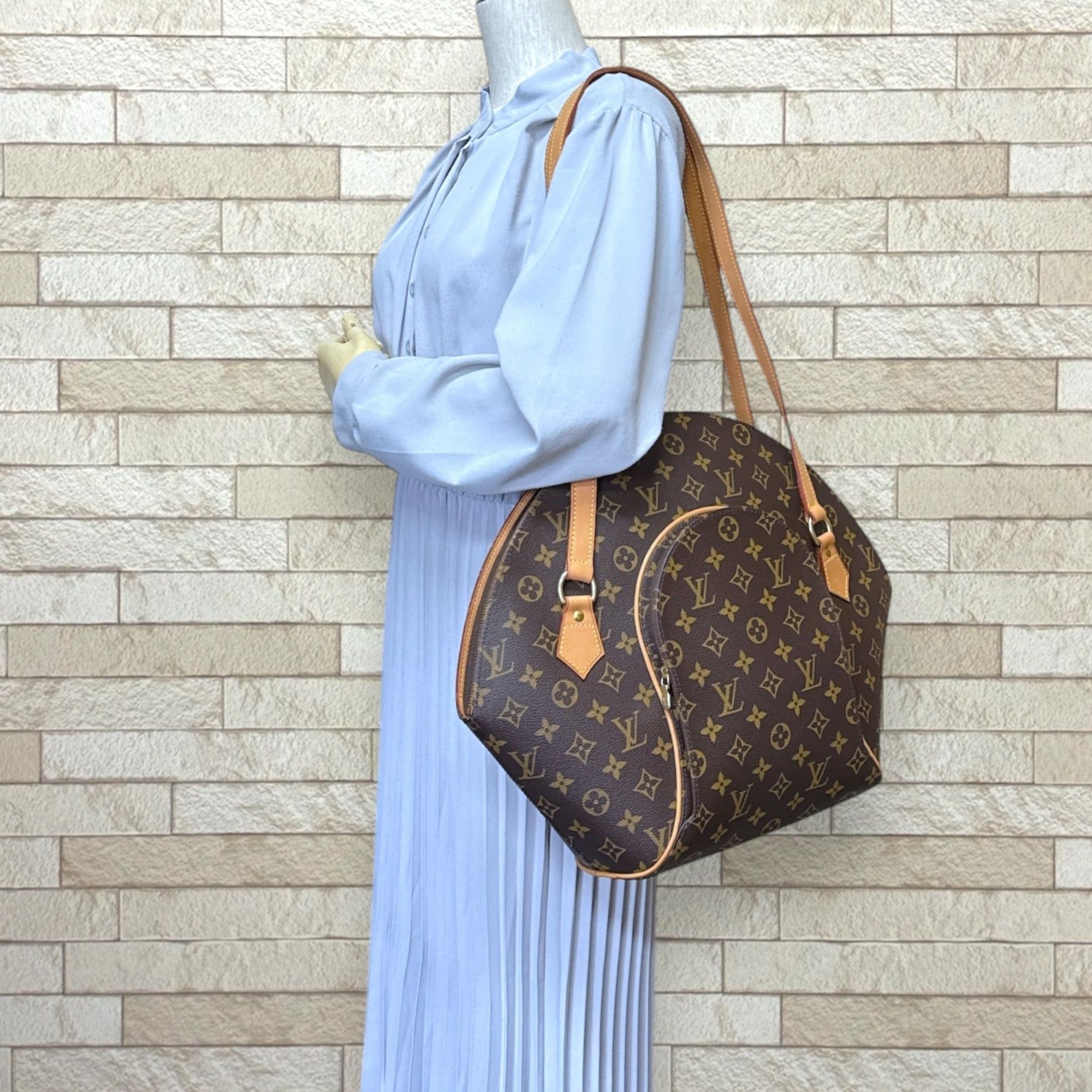 Louis Vuitton Pre-owned Louis Vuitton Ellipse Shopping Monogram Shoulder Bag in Canvas M51128, Brown, Women's Size ONE SIZE - 2 Thumbnail