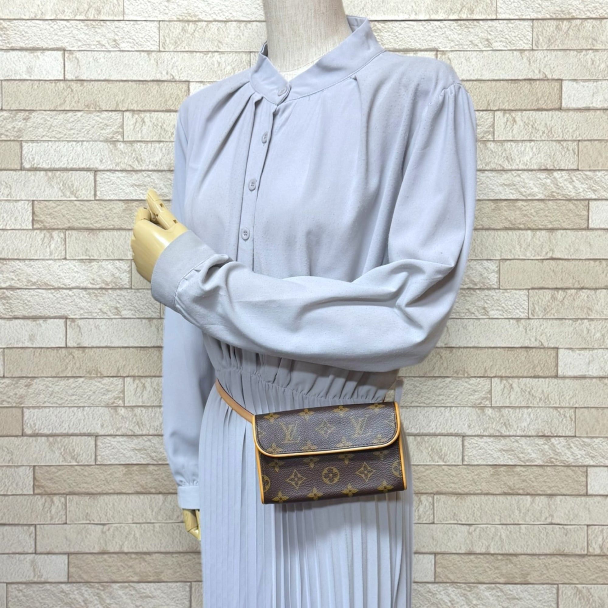 Louis Vuitton Pre-owned Louis Vuitton Pochette Florentine Monogram Waist Bag in Canvas (M51855) Brown. Women's. Size ONE SIZE - 2 Thumbnail