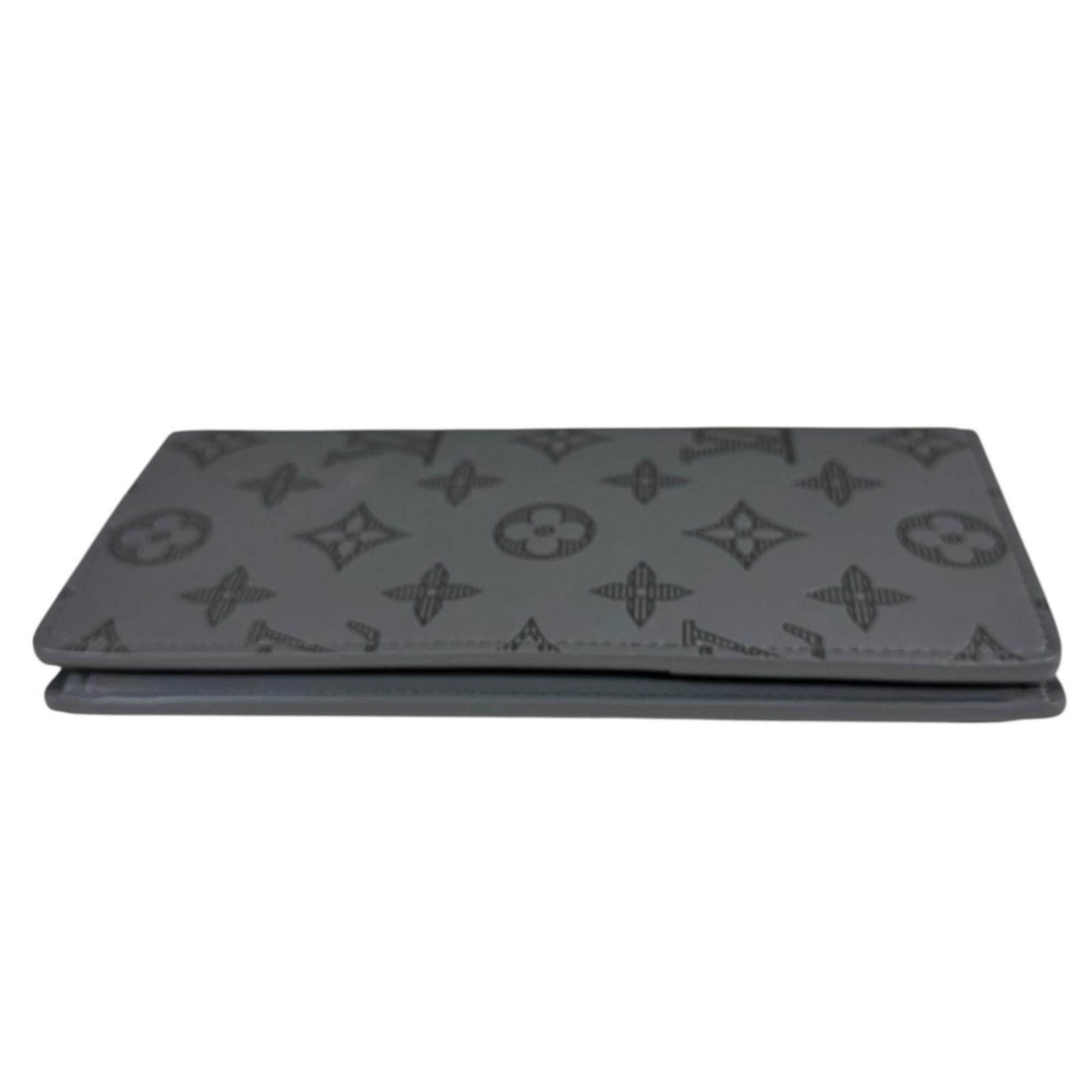 Louis Vuitton Pre-owned Louis Vuitton Portefeuille Brazza Monogram Shadow Long Wallet, Leather M81335, Men's/Women's. Size ONE SIZE - 5 Thumbnail