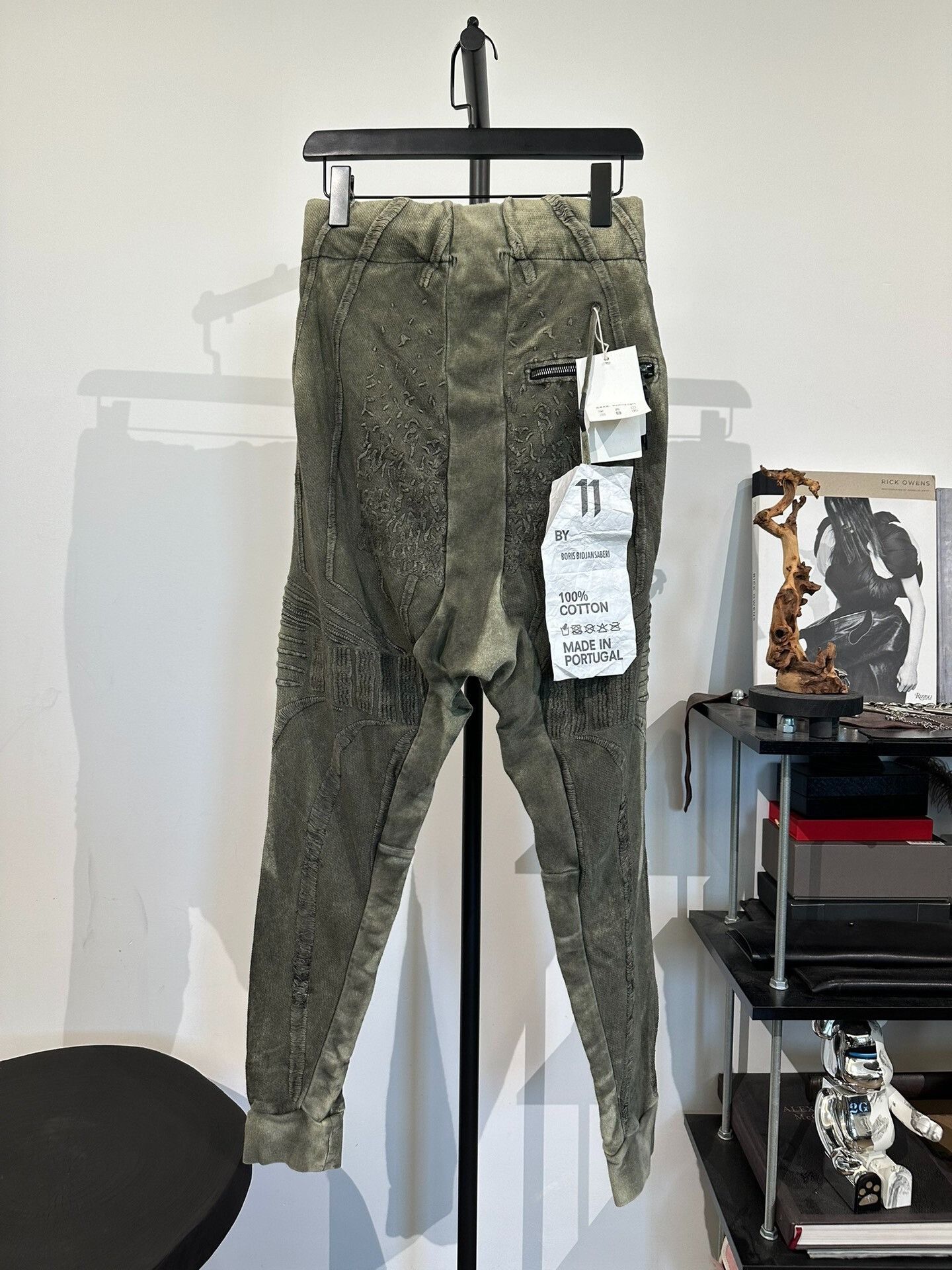 11 By Boris Bidjan Saberi Boris Bidjan Saberi 11by bbs P13 Sweatpants Size US 26 / EU 42 - 2 Thumbnail