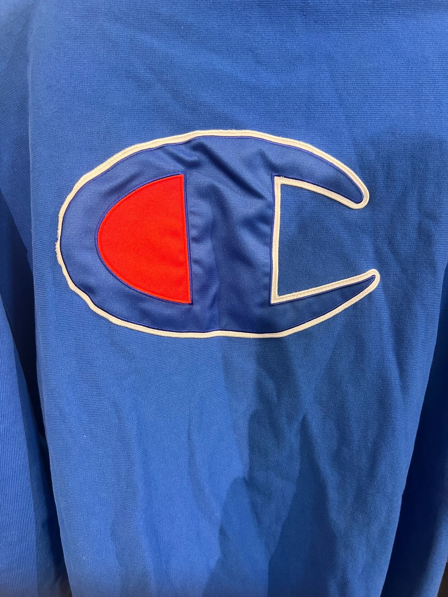 Vetements Vetements x Champion Off-Shoulder Distressed Hoodie XS Size XS / US 0-2 / IT 36-38 - 3 Thumbnail