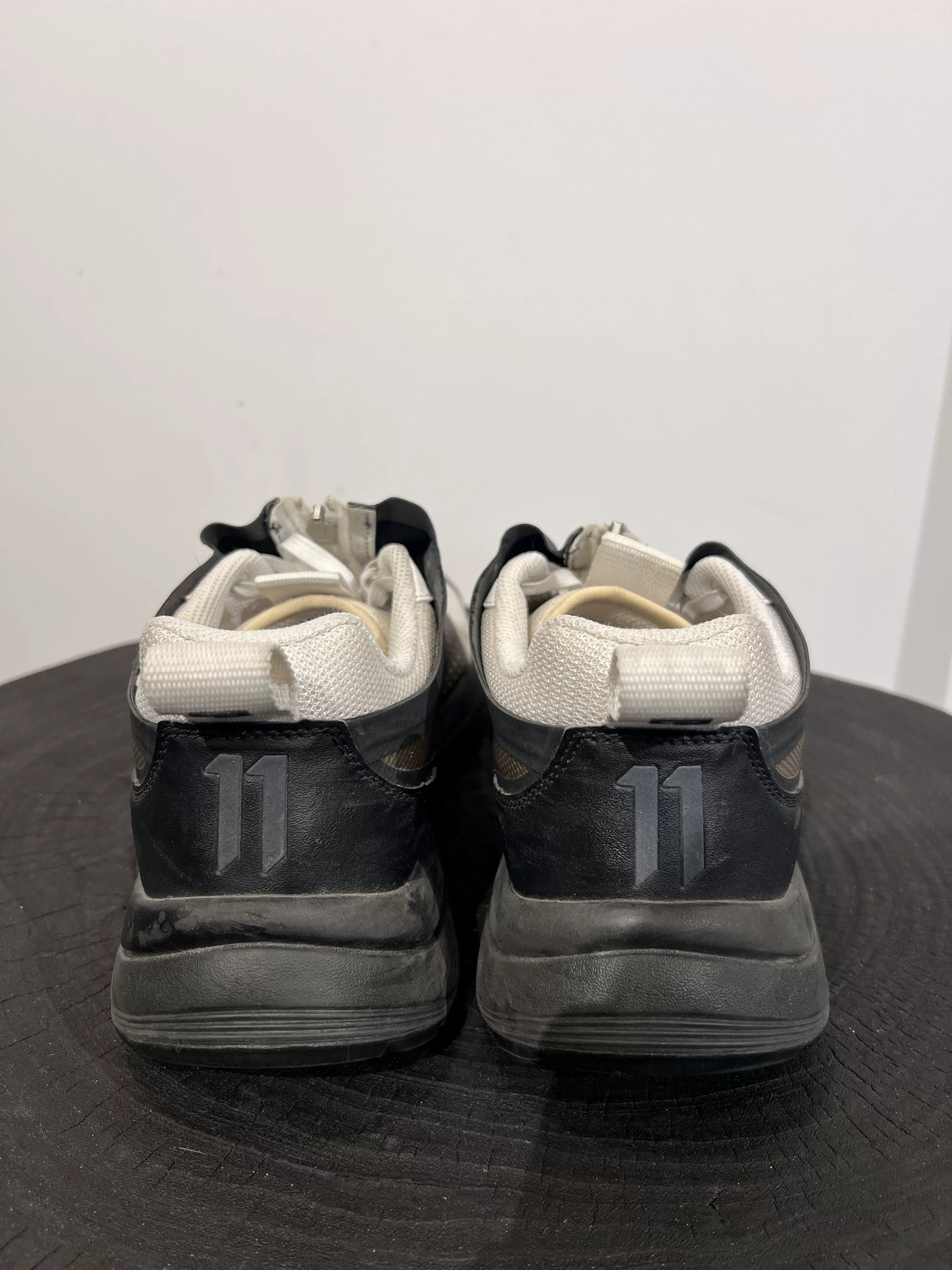11 By Boris Bidjan Saberi 11 Boris Bidjan Saberi Salomon Bamba 2 Low Size US 10 / EU 43 - 4 Thumbnail