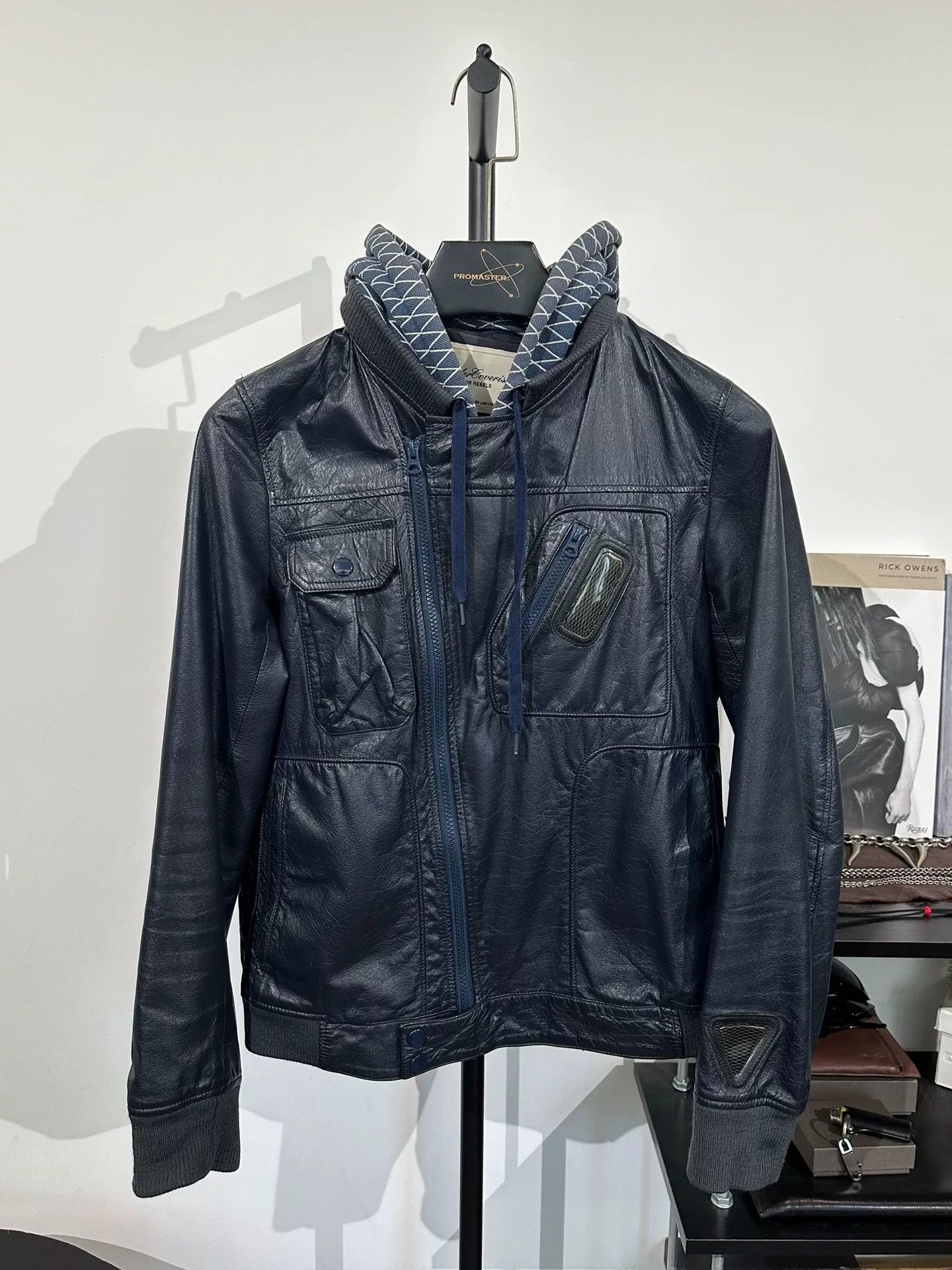 Jun Takahashi Undercover Jun Takahashi Hooded Cowhide Biker Jacket Size US L / EU 52-54 / 3 - 3 Thumbnail
