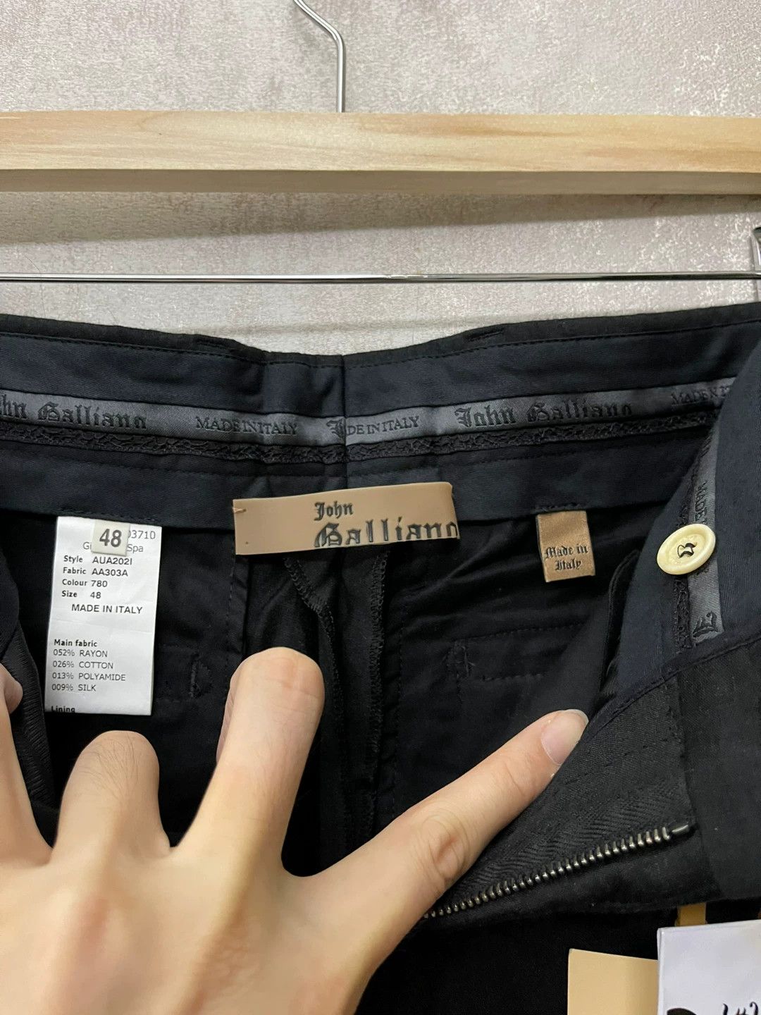 John Galliano John Galliano Archive Silk Trousers Size US 32 / EU 48 - 7 Thumbnail