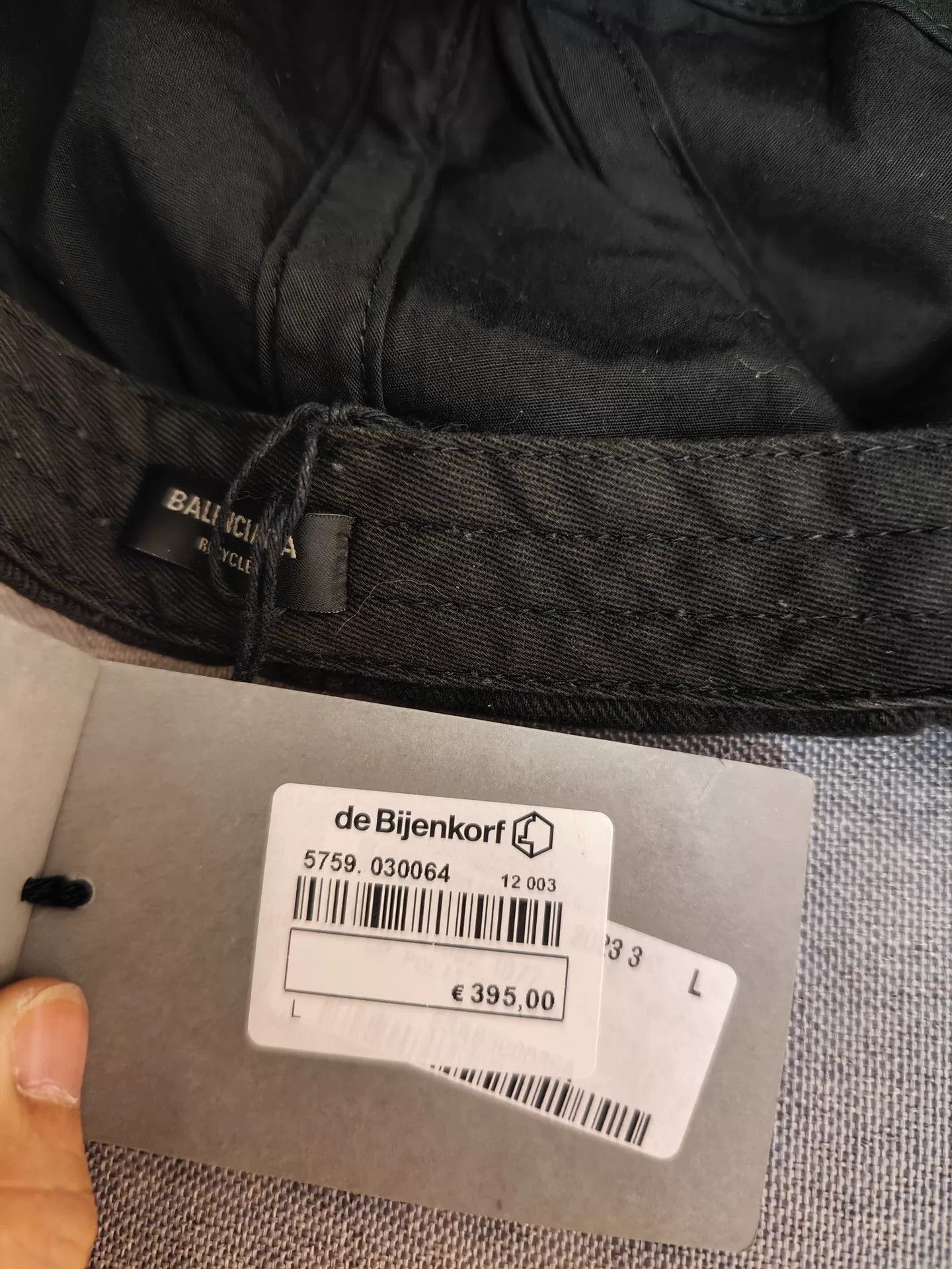 Balenciaga Balenciaga Runway Coca-Cola Notched Cap Size ONE SIZE - 6 Thumbnail