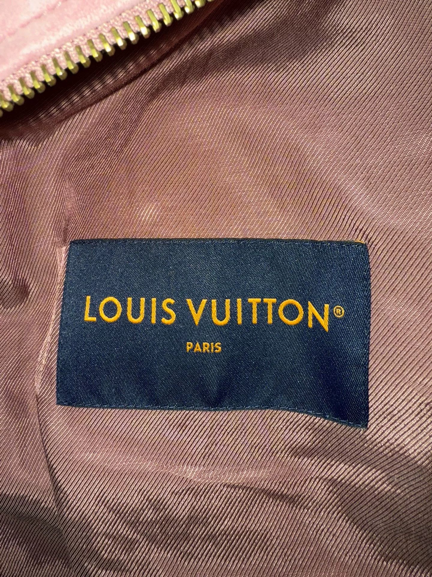 Louis Vuitton Louis Vuitton 25SS Suede Pink Jacket Size US L / EU 52-54 / 3 - 3 Thumbnail
