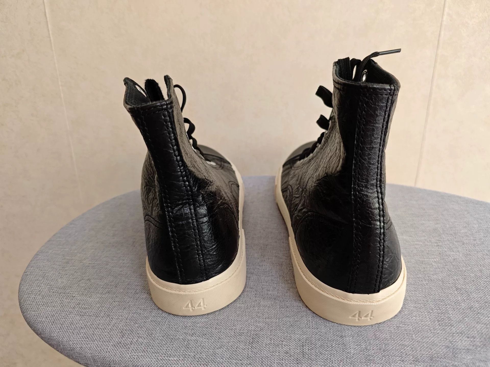 Balenciaga Balenciaga Pleated Leather High-Top Sneakers Size US 10 / EU 43 - 6 Thumbnail