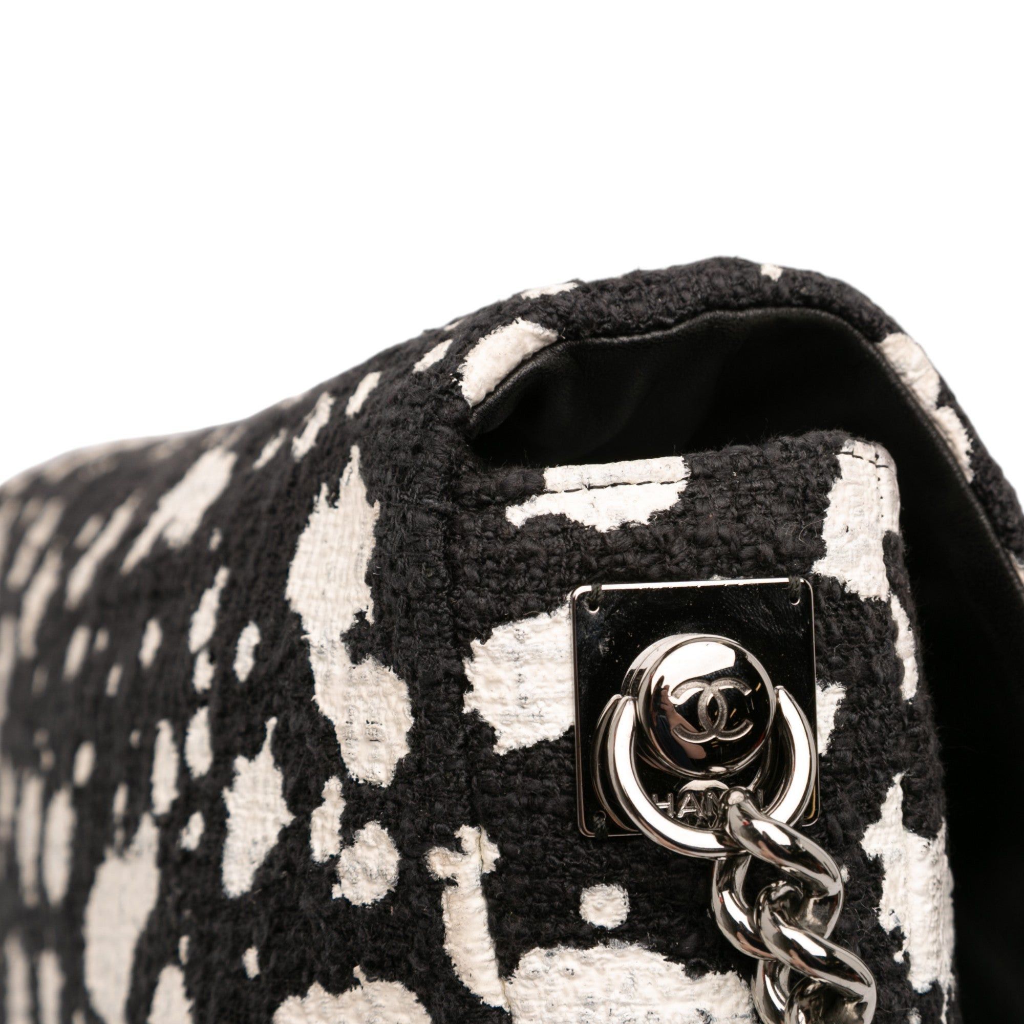 Chanel CC Tweed Paint Splatter Flap Size ONE SIZE - 8 Thumbnail
