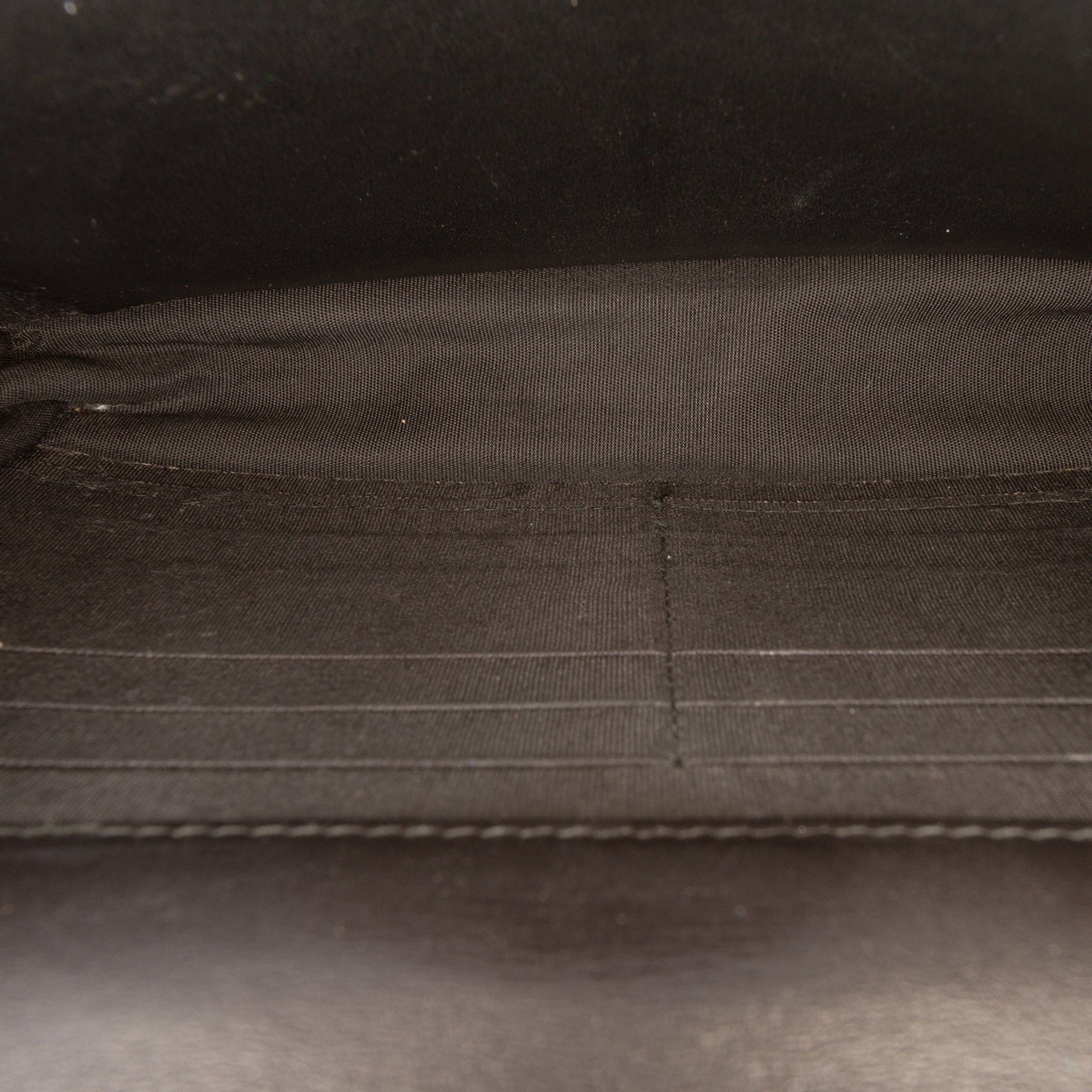 Chanel CC Quilted Crinkled Patent Wallet On Chain Size ONE SIZE - 4 Thumbnail