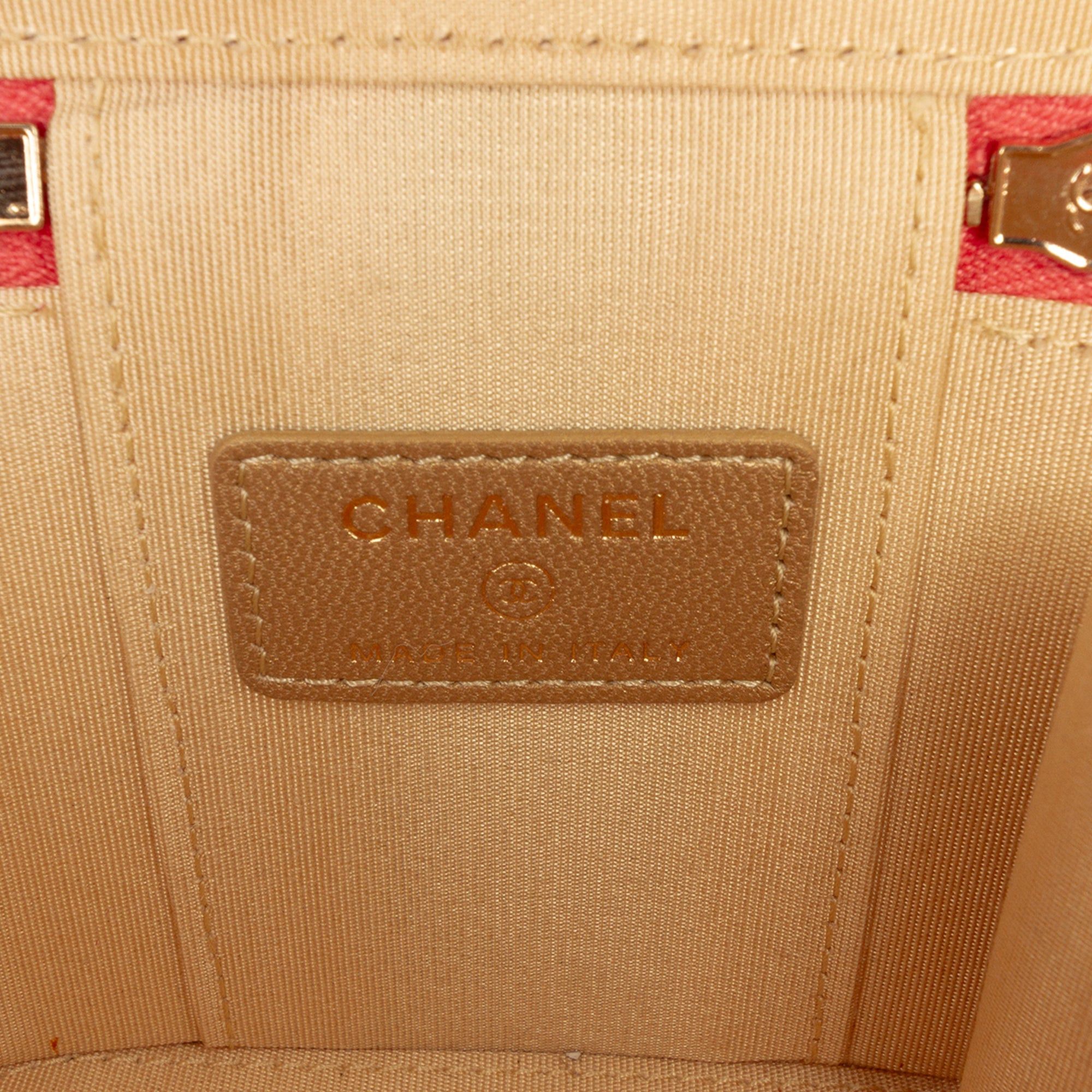 Chanel Mini Quilted Lambskin Pearl Crush Vanity Case With Chain Size ONE SIZE - 5 Thumbnail