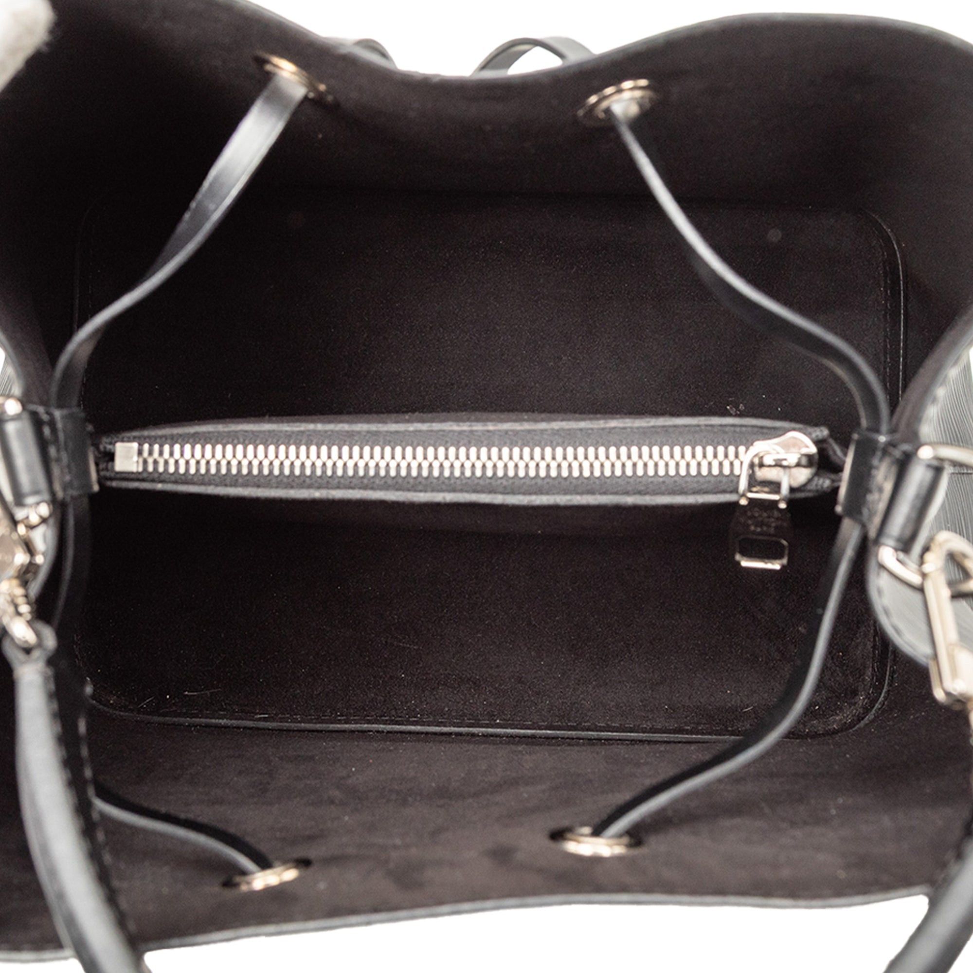 Louis Vuitton Epi NeoNoe MM Size ONE SIZE - 4 Thumbnail